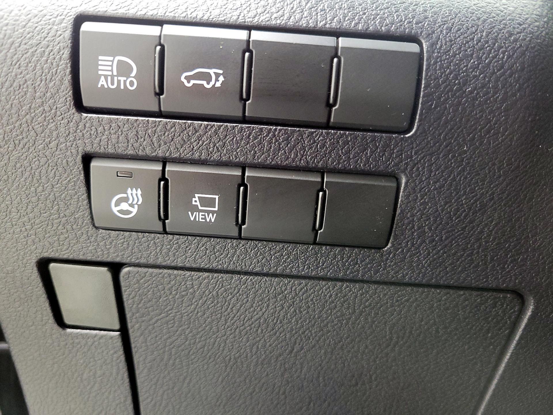 Thumbnail: 2021 Lexus RX - 13