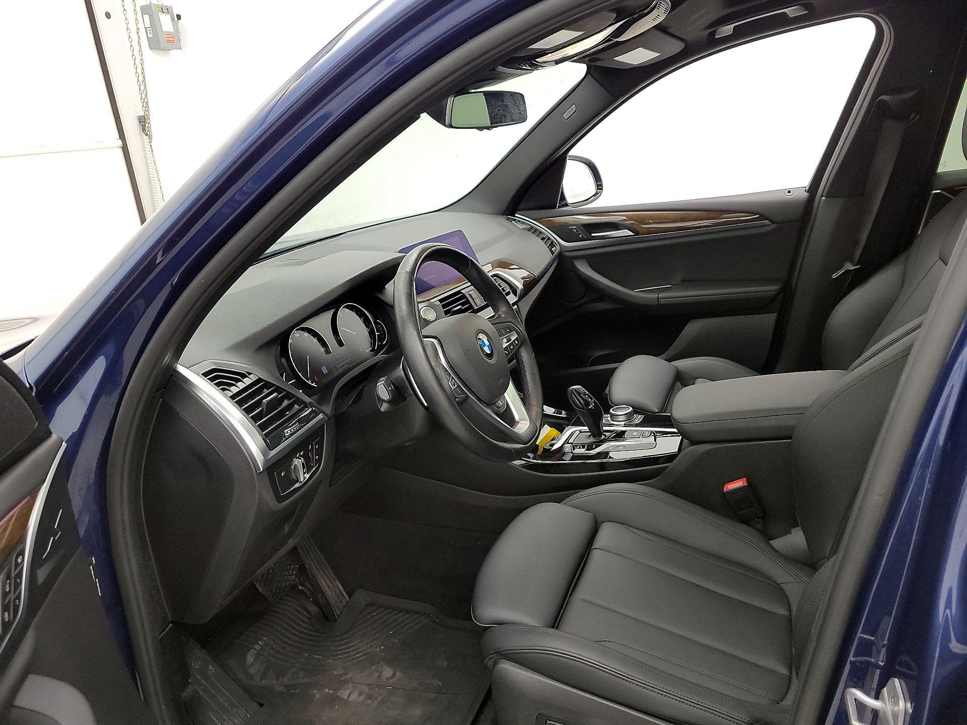 Thumbnail: 2021 BMW X3 - 11