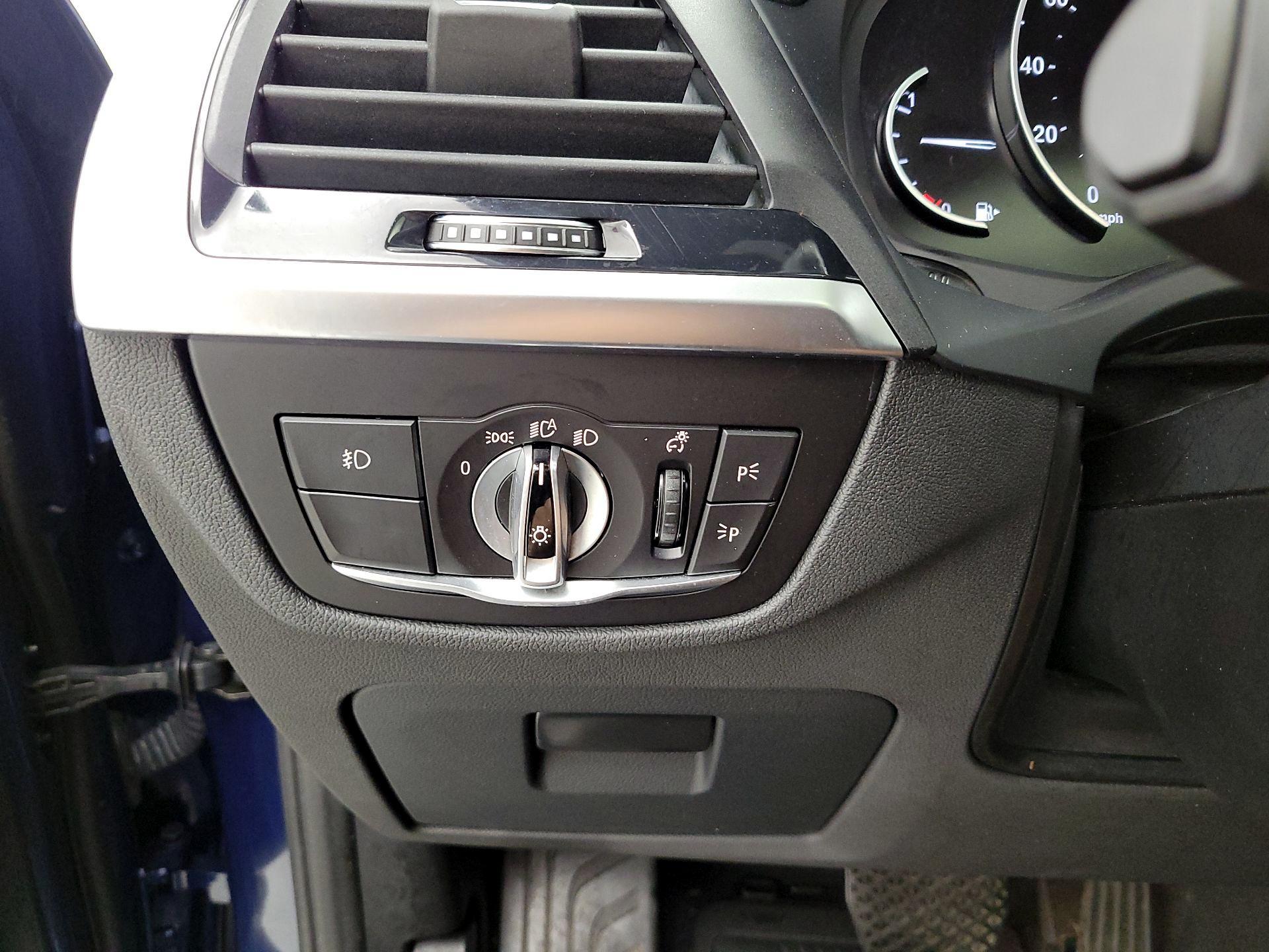 Thumbnail: 2021 BMW X3 - 13