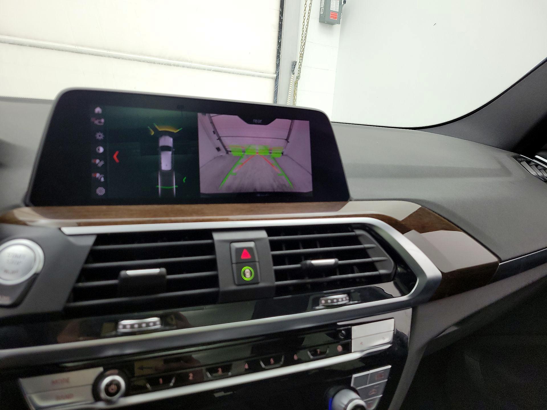 Thumbnail: 2021 BMW X3 - 15