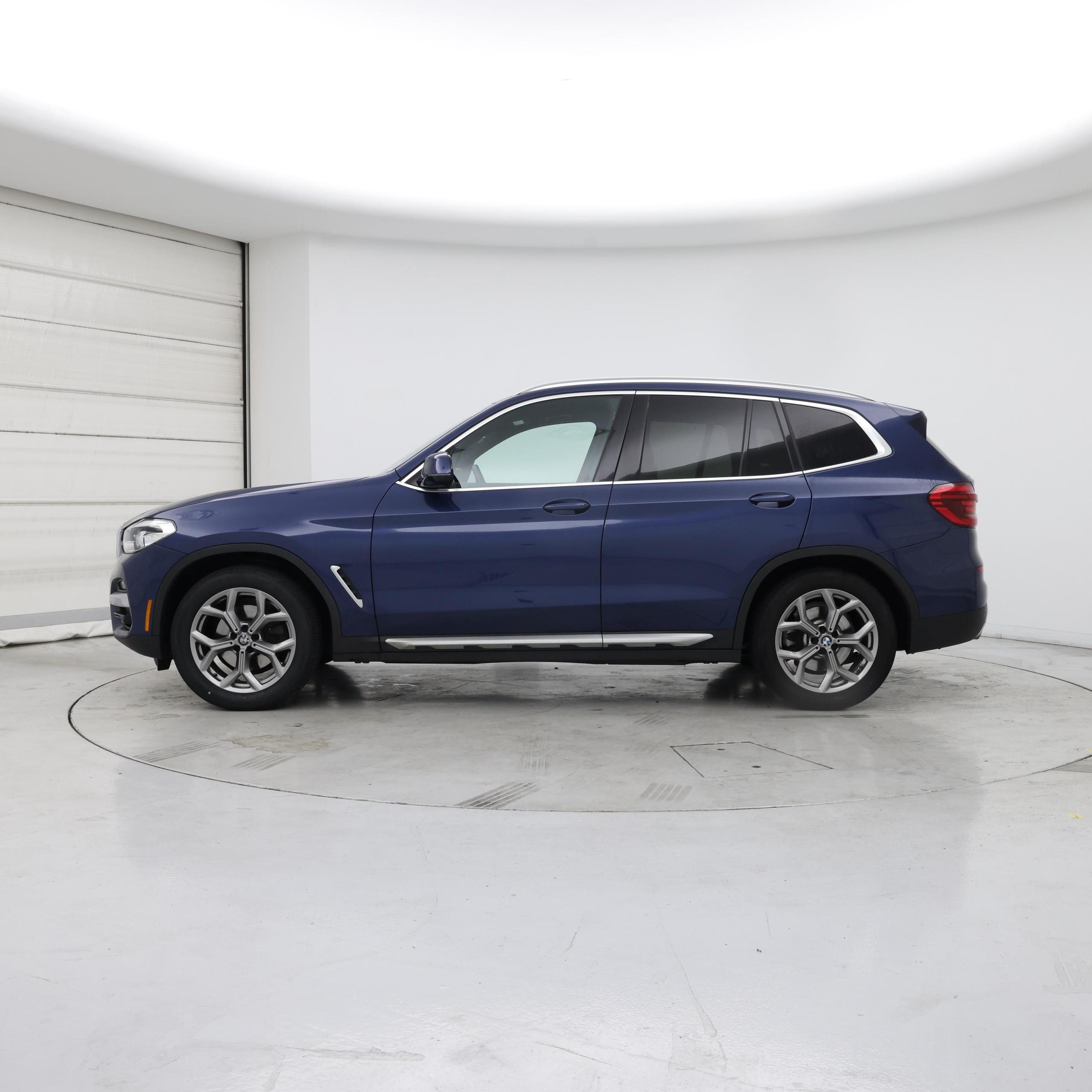 Thumbnail: 2021 BMW X3 - 3