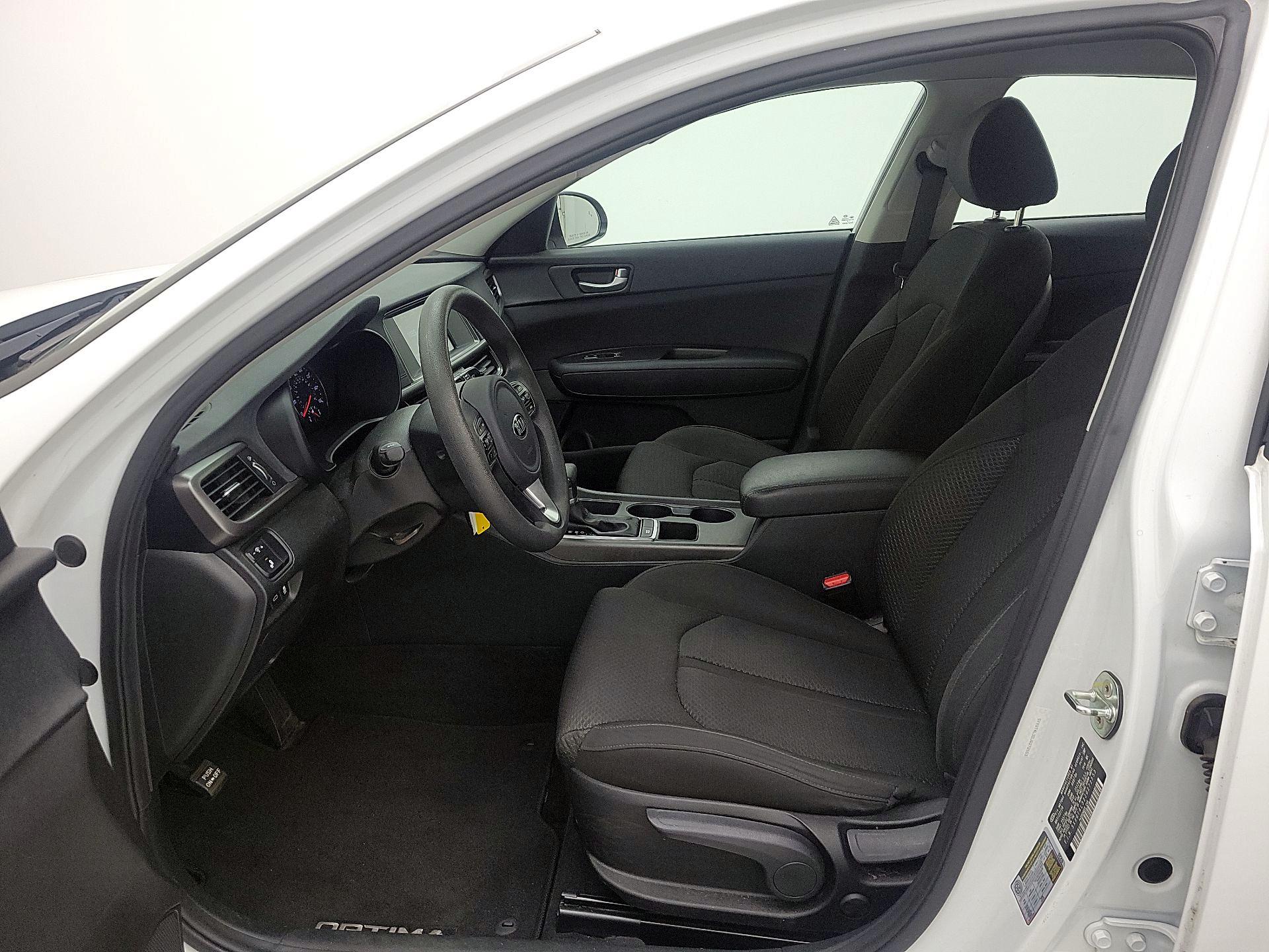 Thumbnail: 2018 Kia Optima - 11