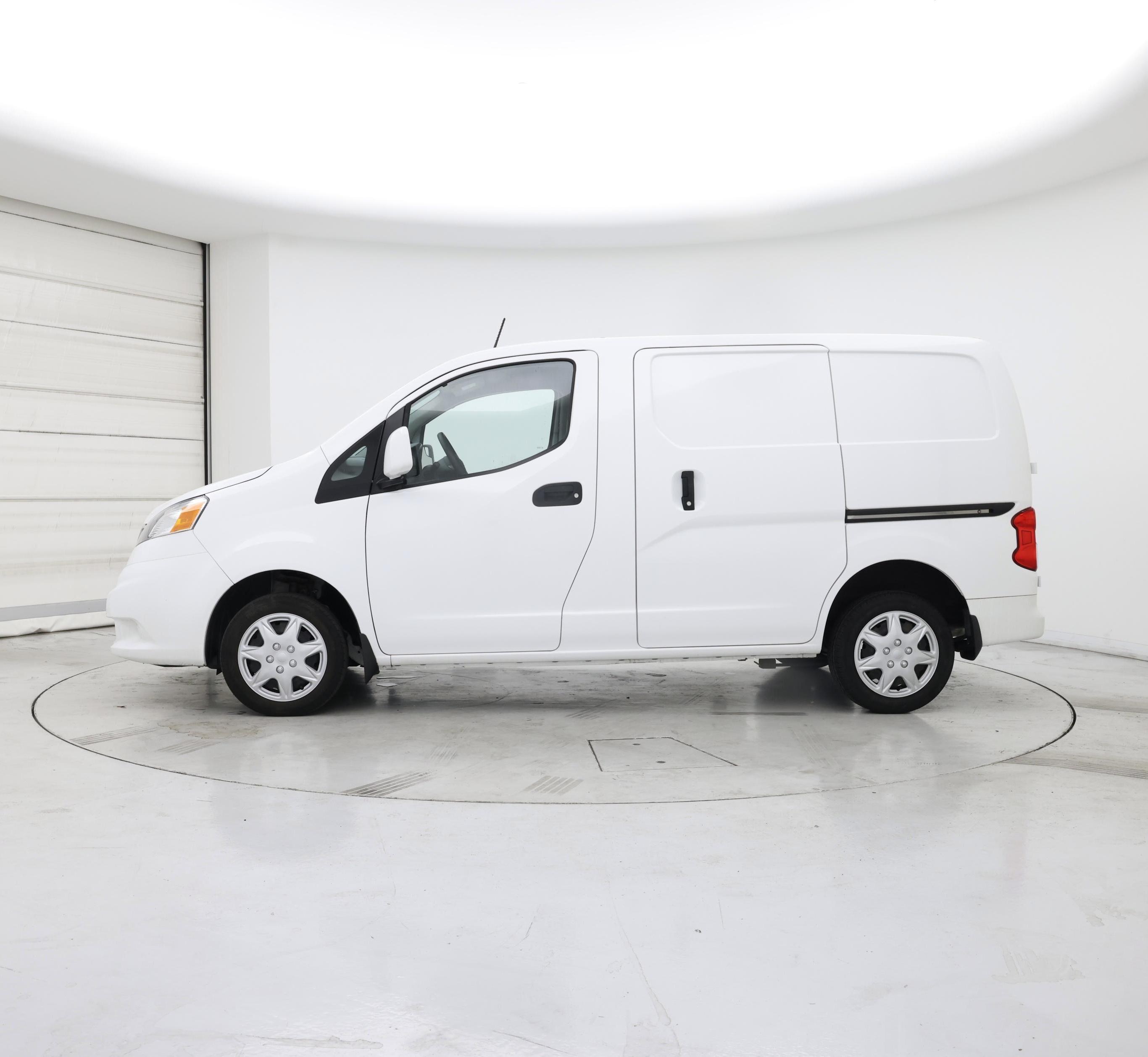 Thumbnail: 2021 Nissan NV200 - 3