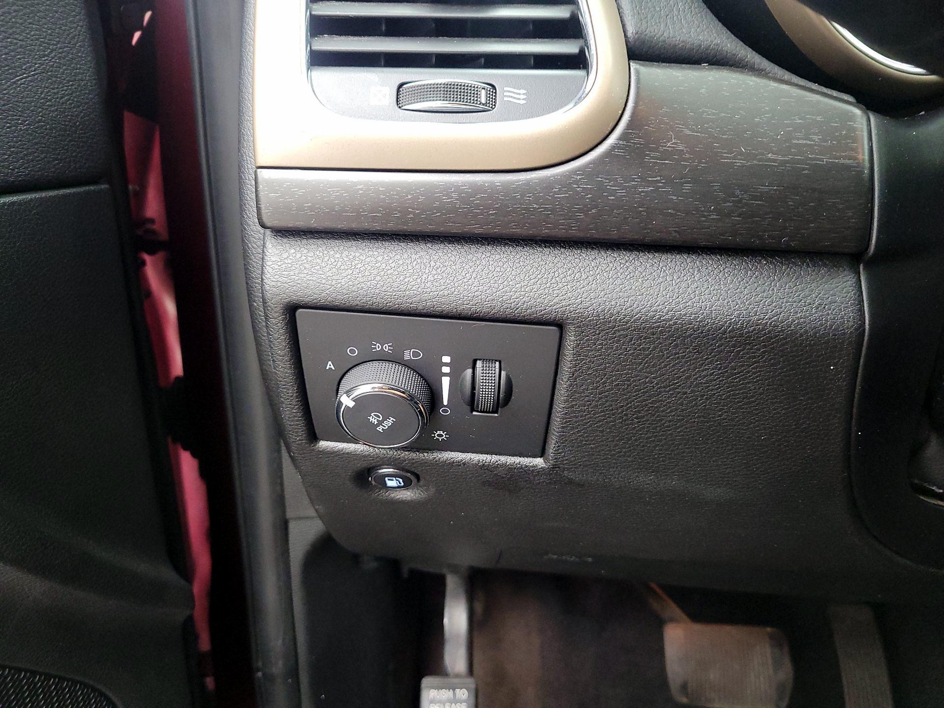 Thumbnail: 2016 Jeep Grand Cherokee - 13