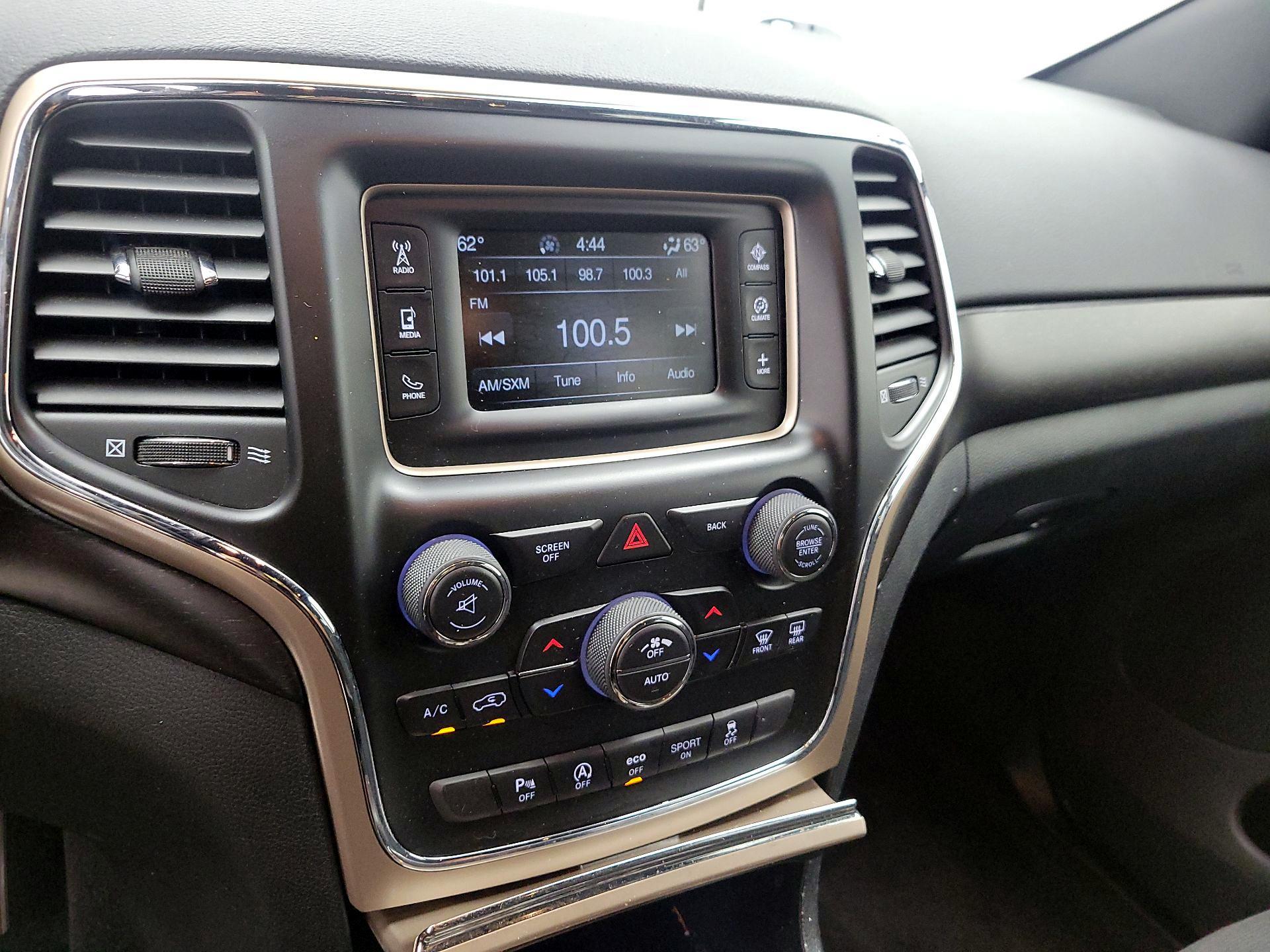 Thumbnail: 2016 Jeep Grand Cherokee - 16