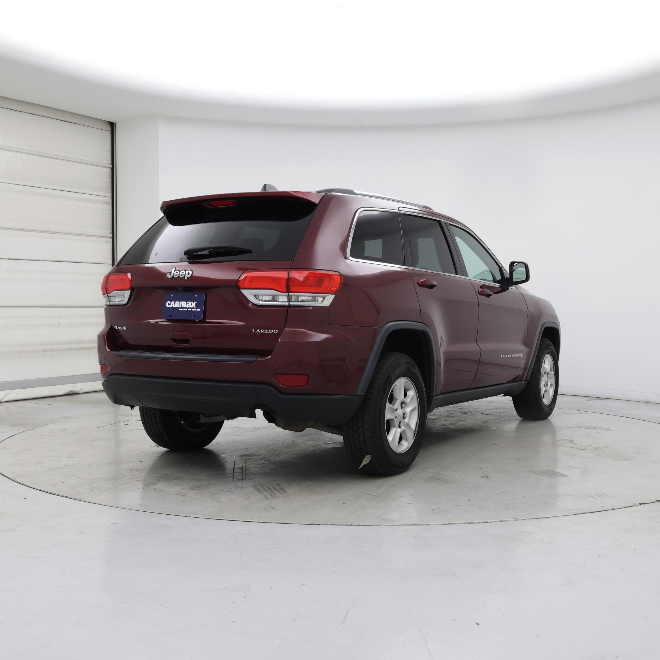 Thumbnail: 2016 Jeep Grand Cherokee - 8