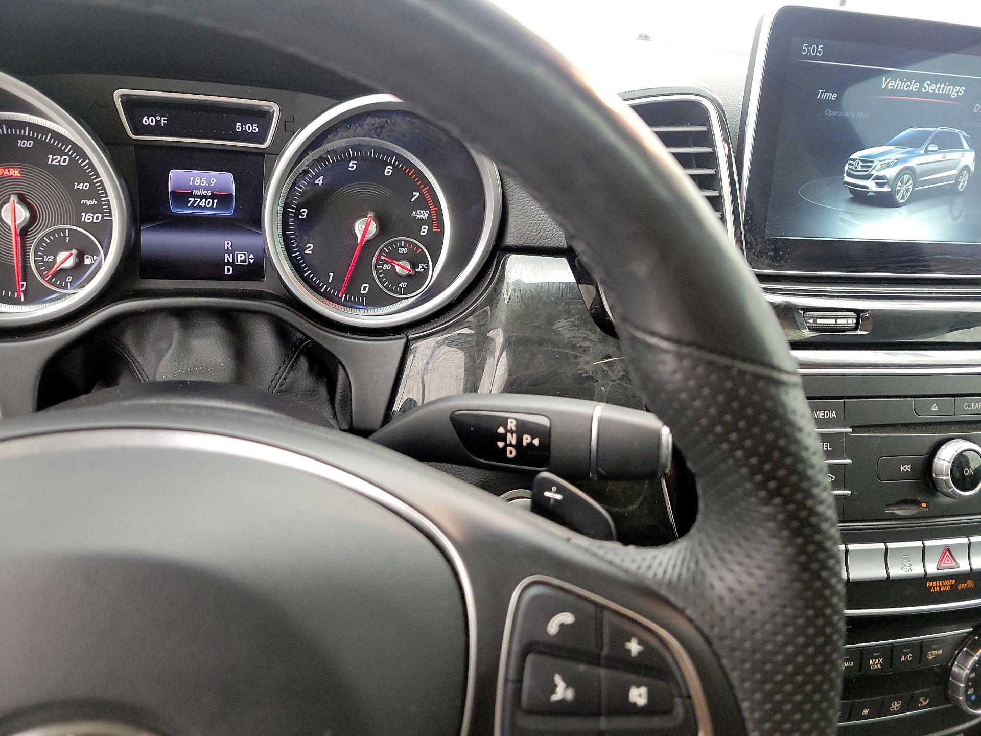 Thumbnail: 2016 Mercedes-Benz GLE - 18