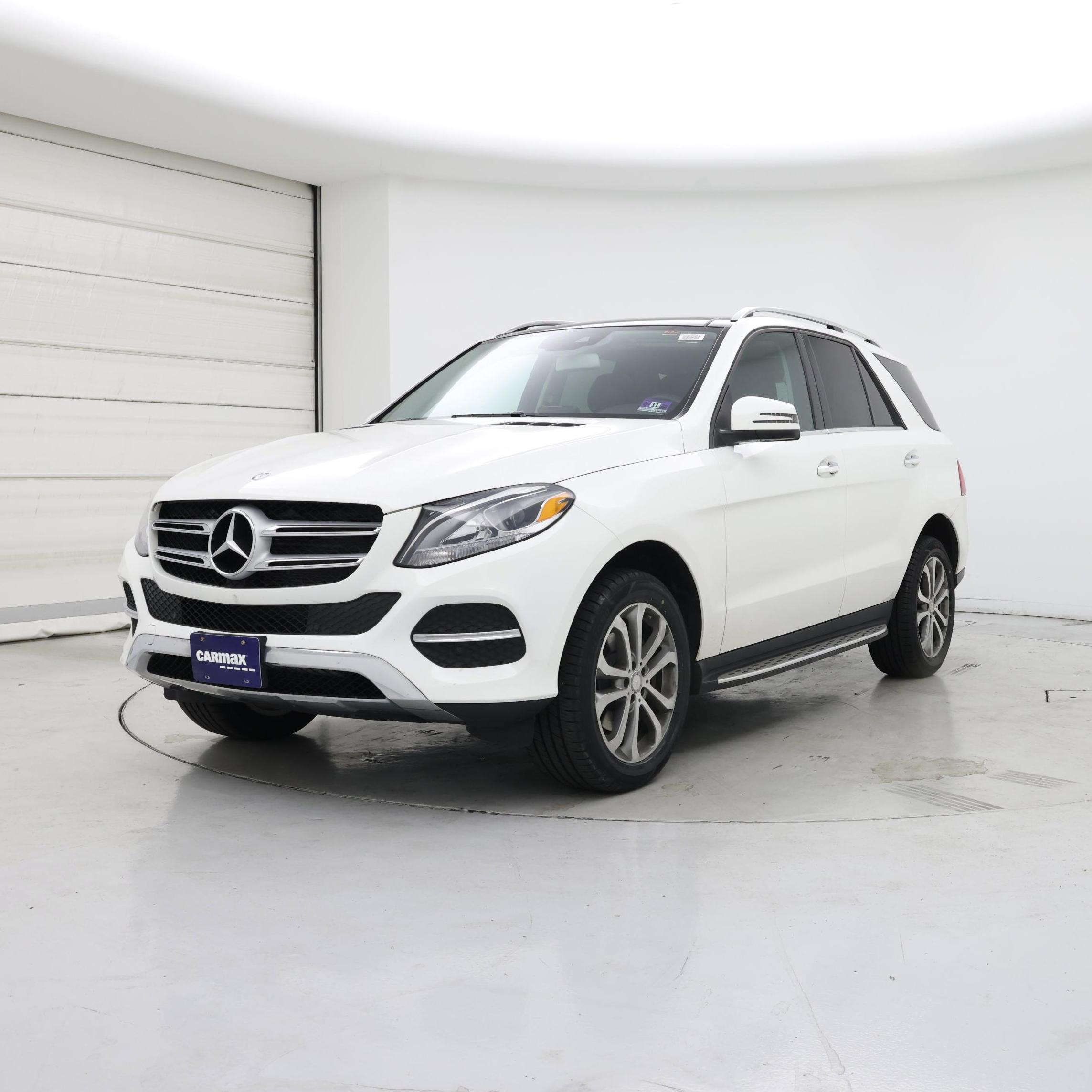 Thumbnail: 2016 Mercedes-Benz GLE - 4