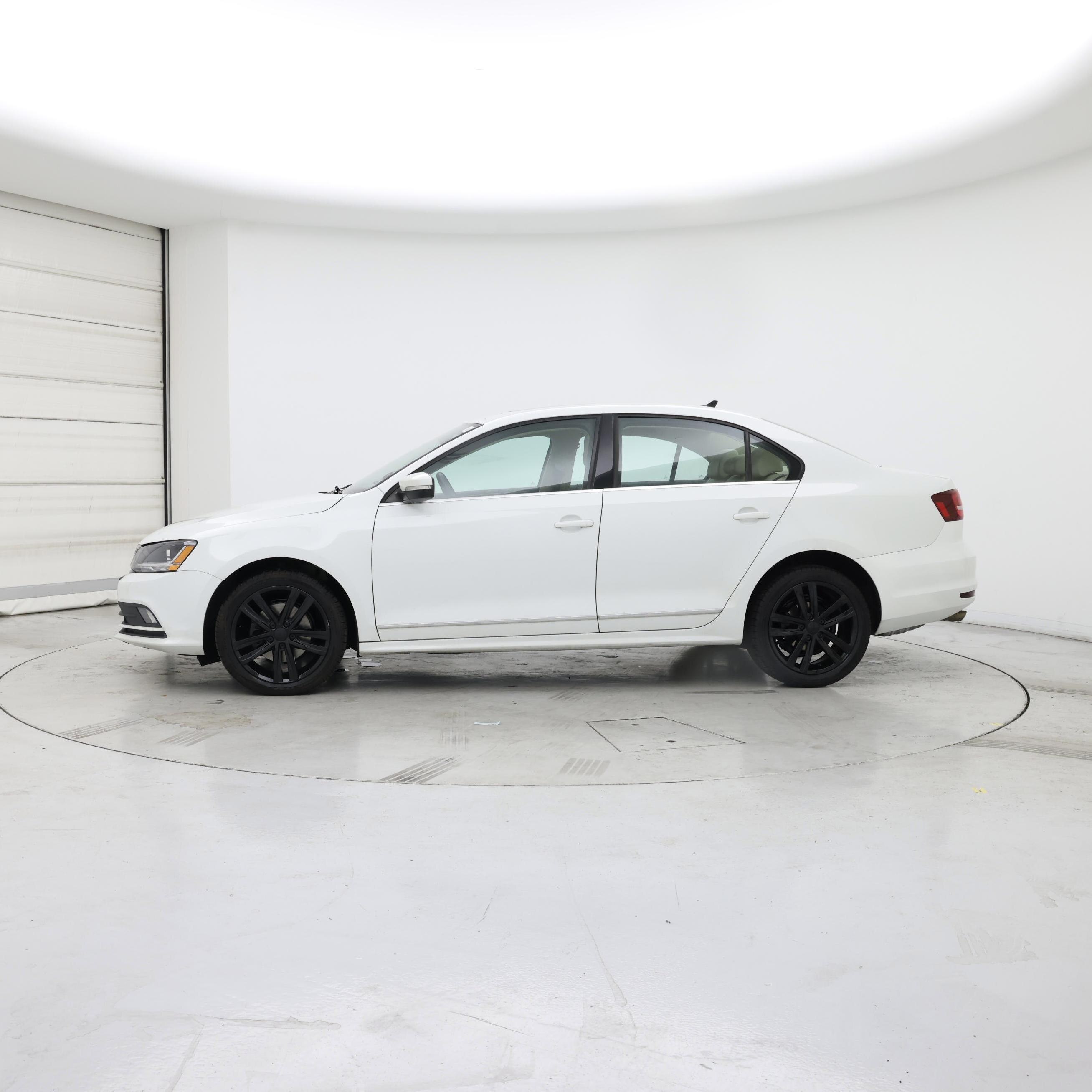 Thumbnail: 2017 Volkswagen Jetta - 3