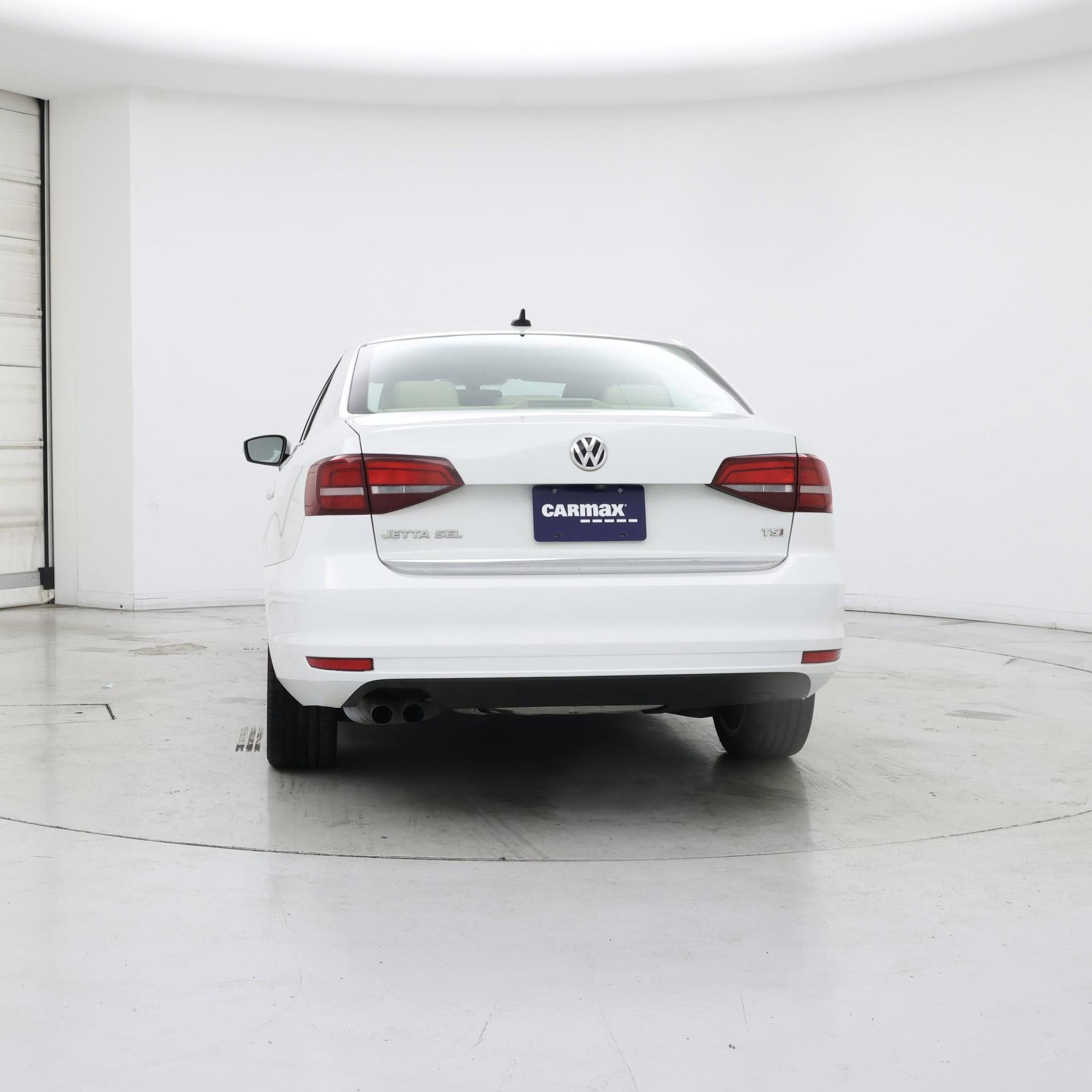 Thumbnail: 2017 Volkswagen Jetta - 6