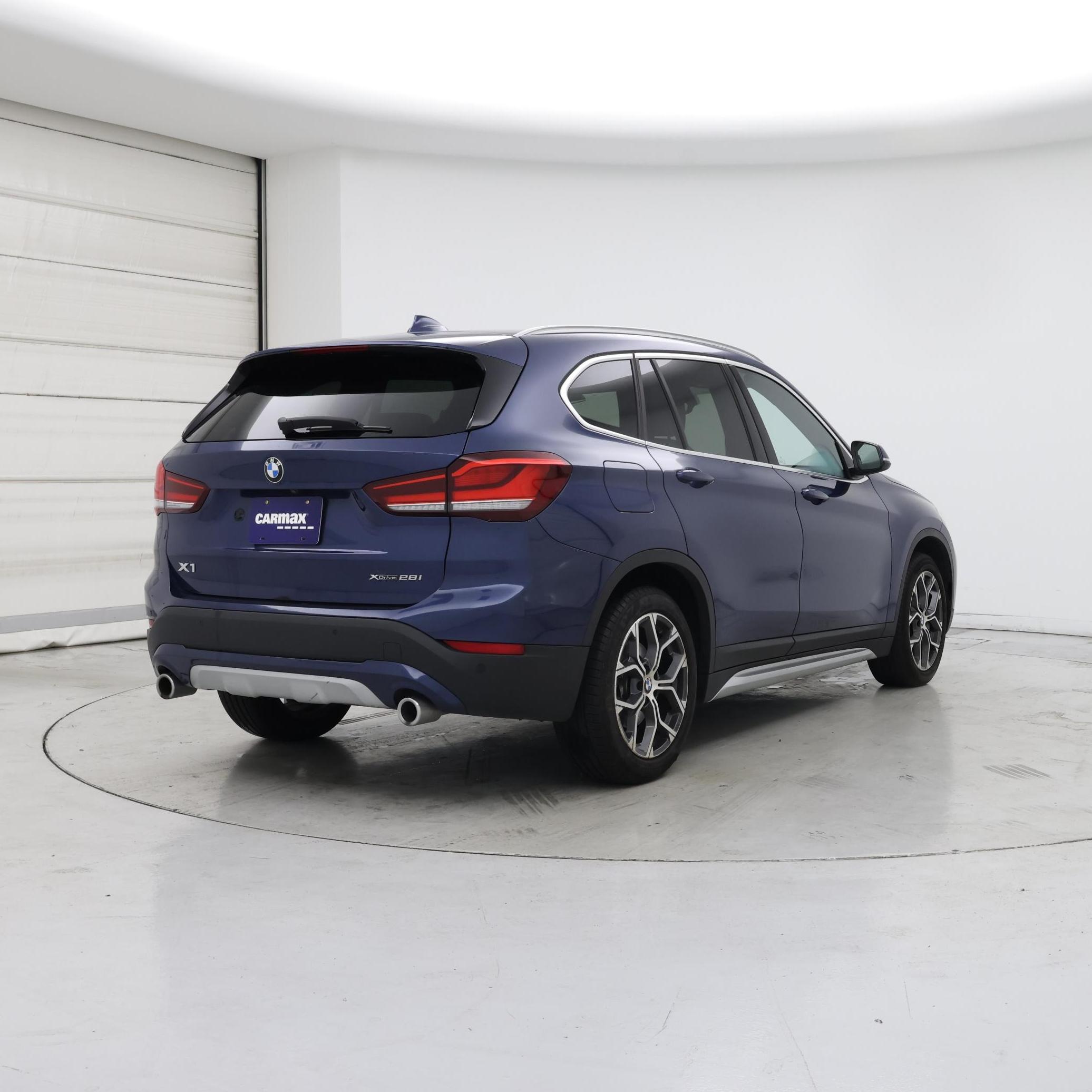 Thumbnail: 2021 BMW X1 - 8