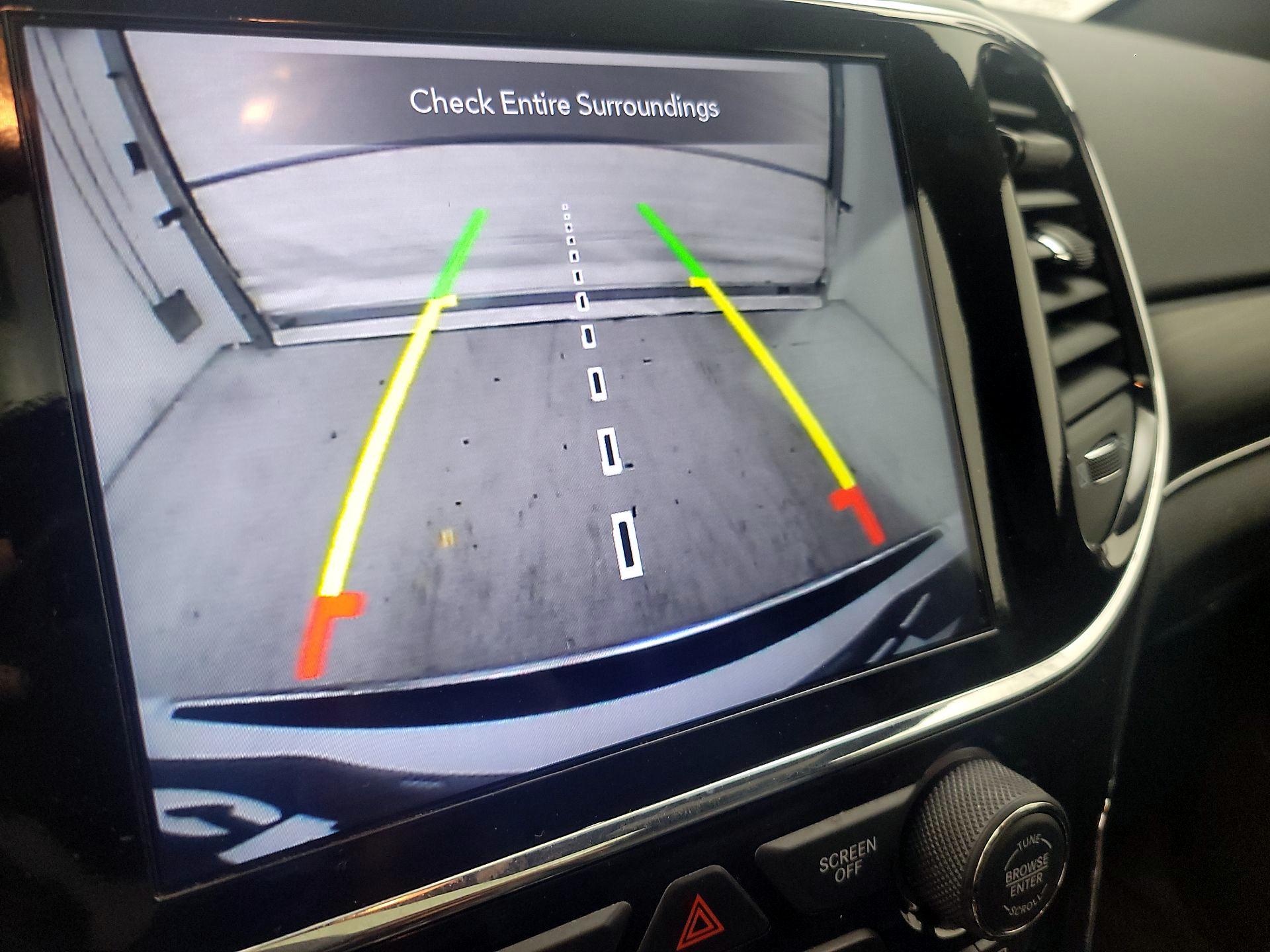 Thumbnail: 2022 Jeep Grand Cherokee - 15