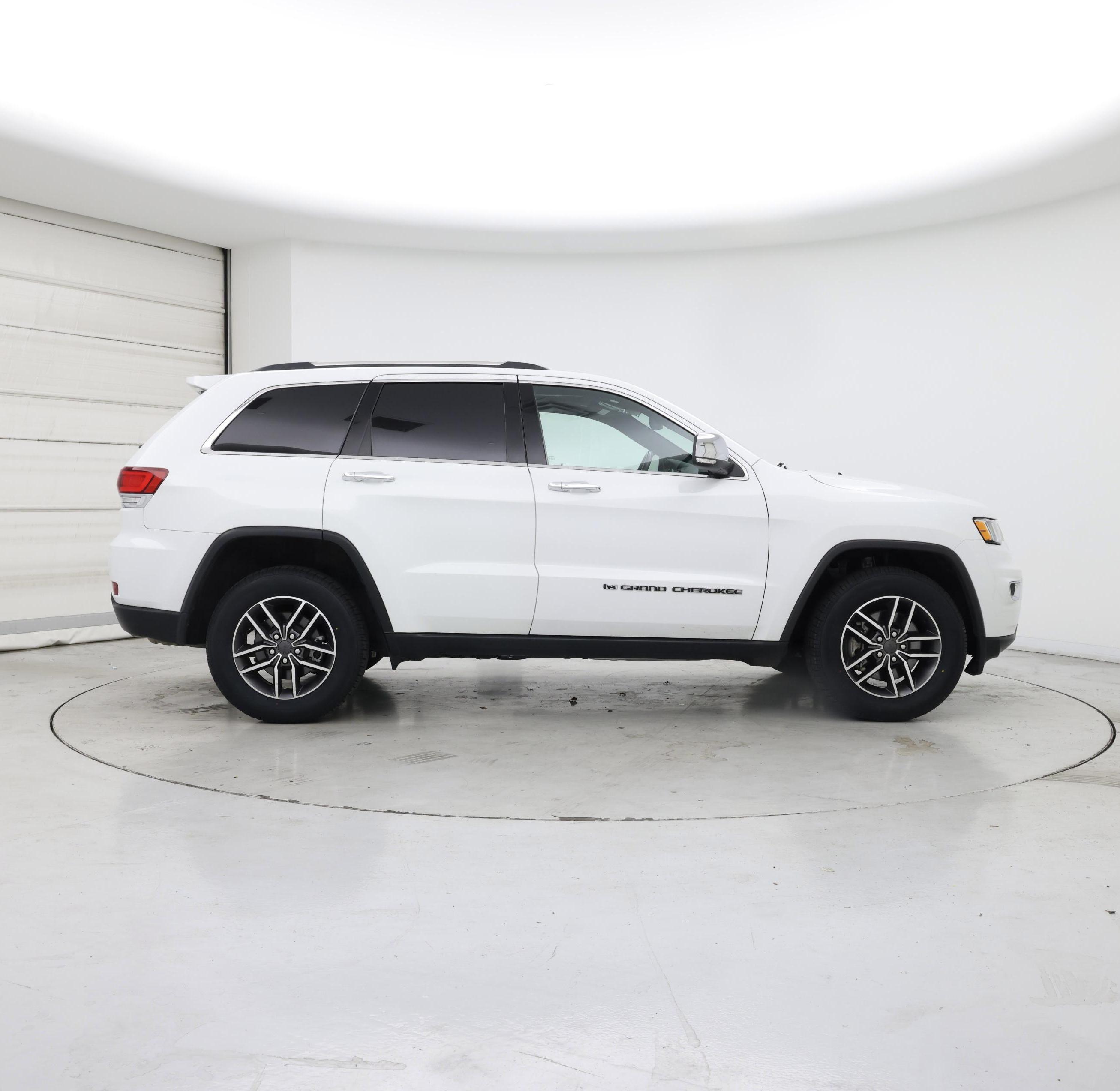 Thumbnail: 2022 Jeep Grand Cherokee - 7