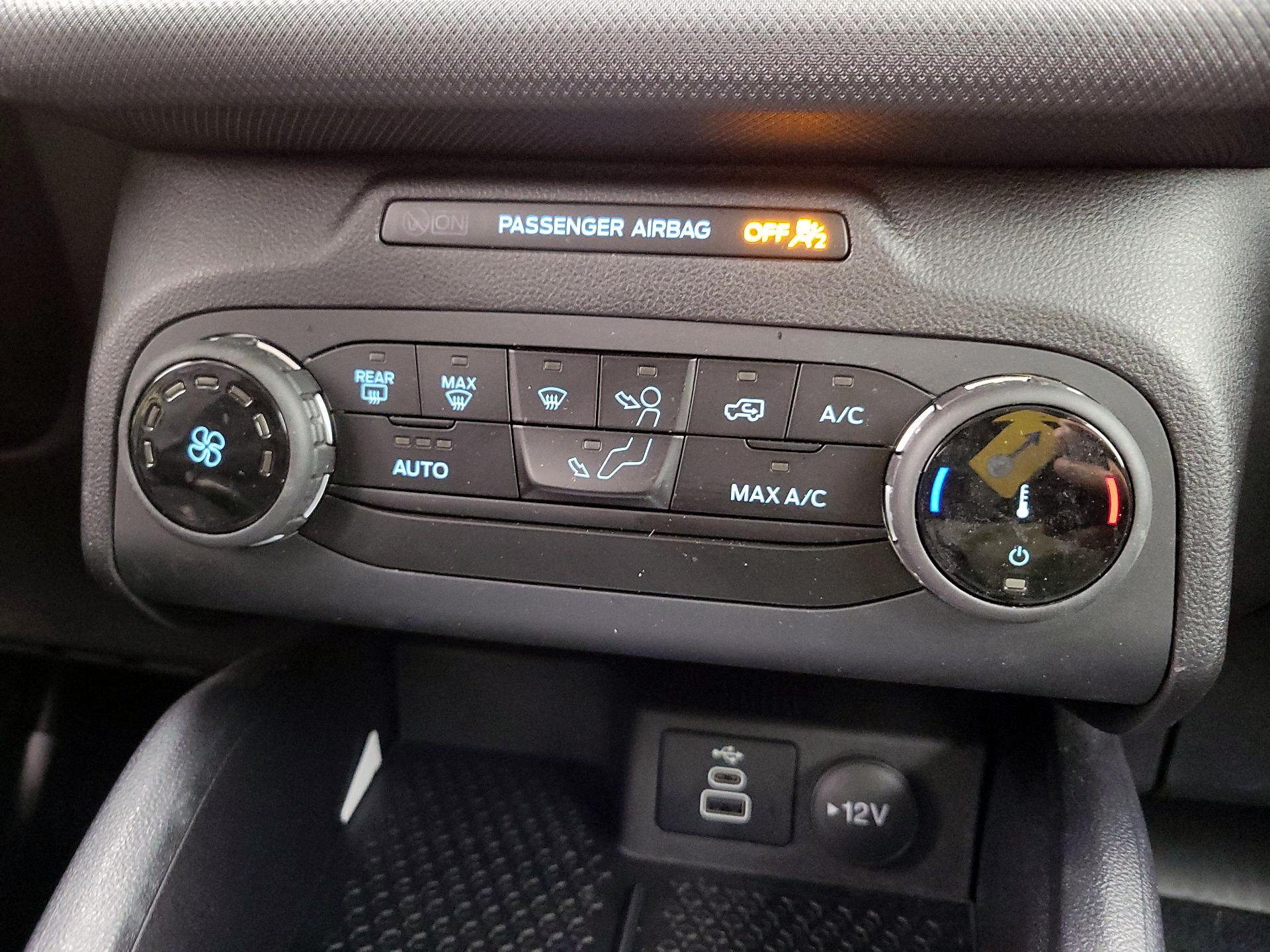 Thumbnail: 2024 Ford Bronco Sport - 16