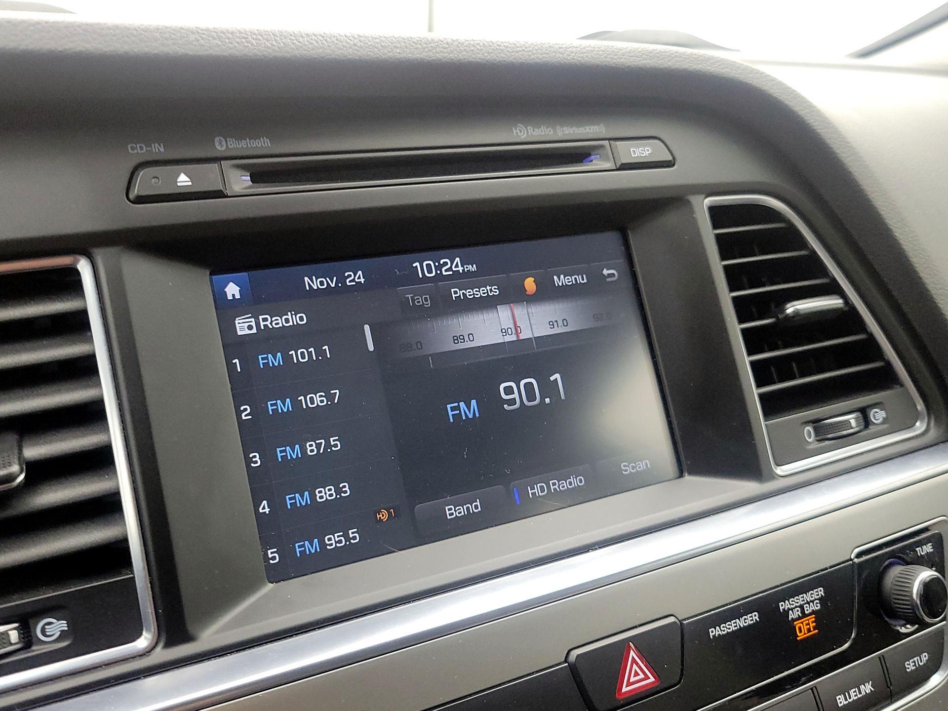 Thumbnail: 2016 Hyundai Sonata - 15