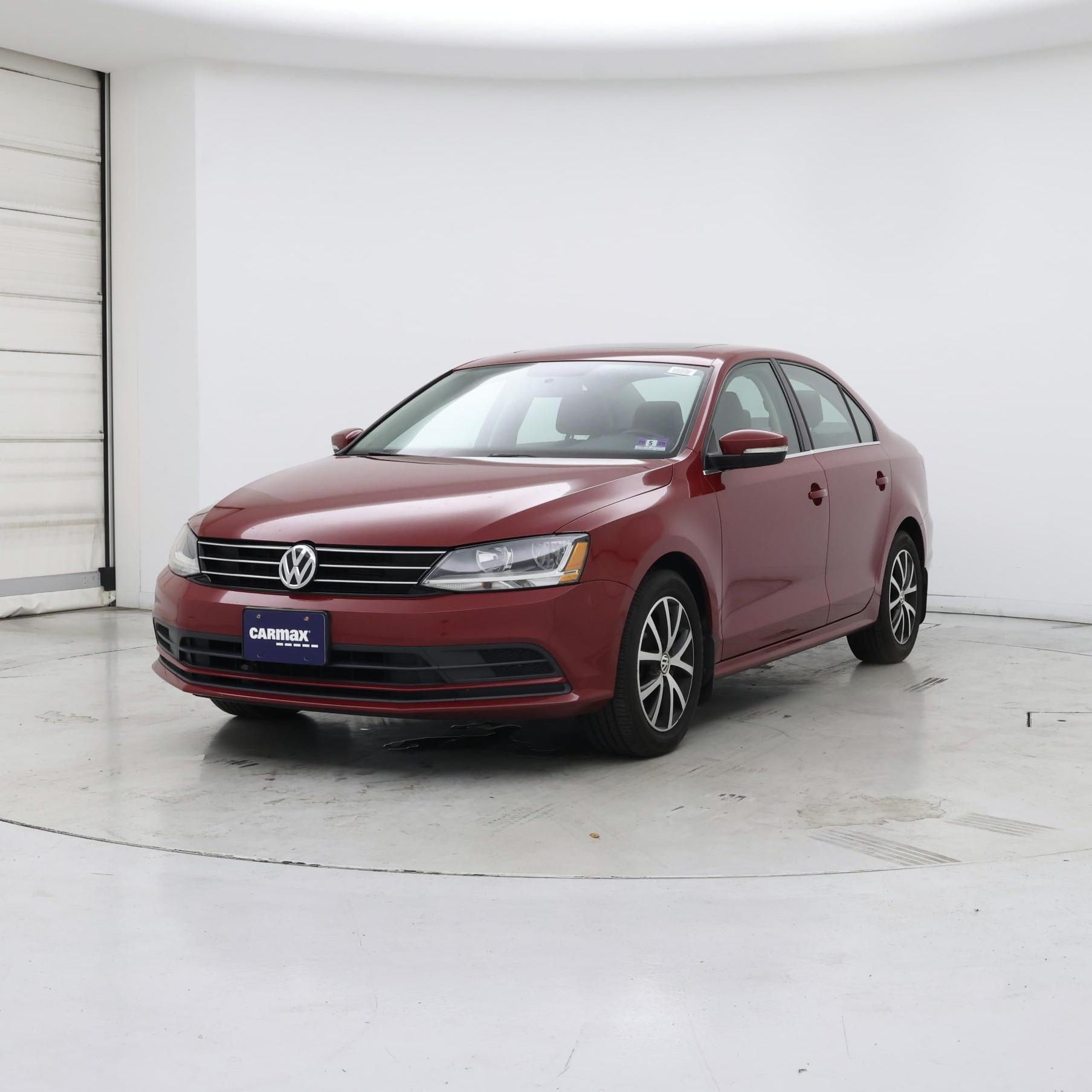 Thumbnail: 2017 Volkswagen Jetta - 4
