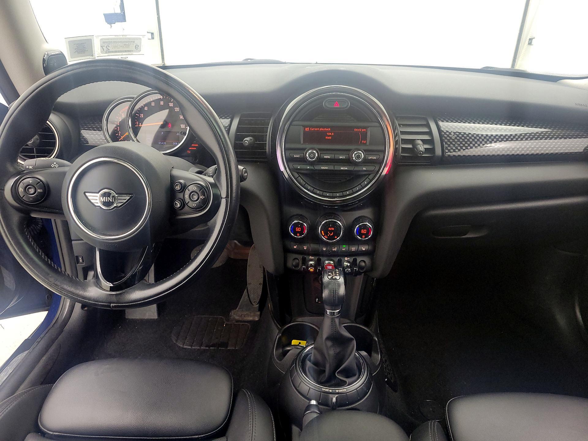 Thumbnail: 2015 MINI Cooper Hardtop - 9