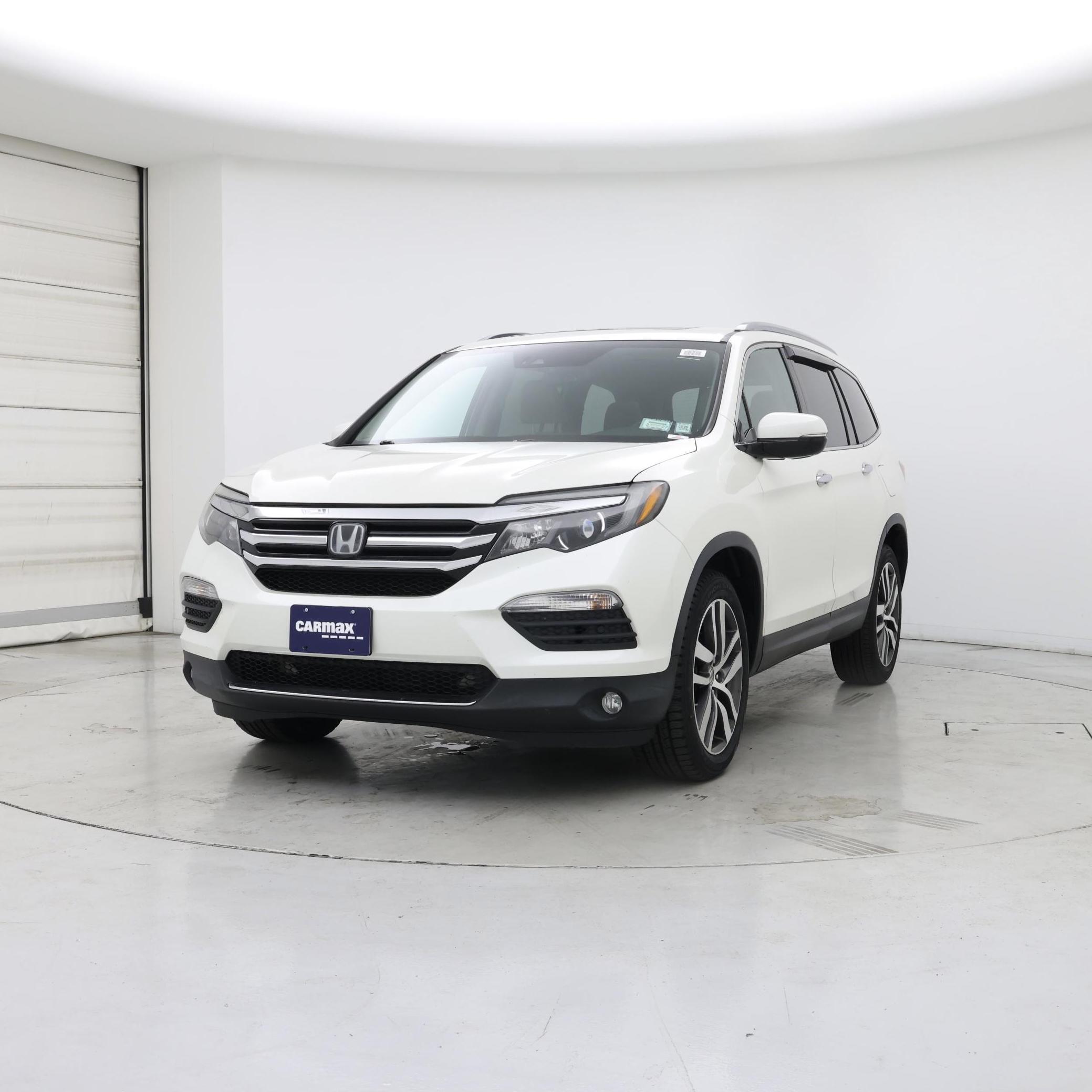 Thumbnail: 2016 Honda Pilot - 4