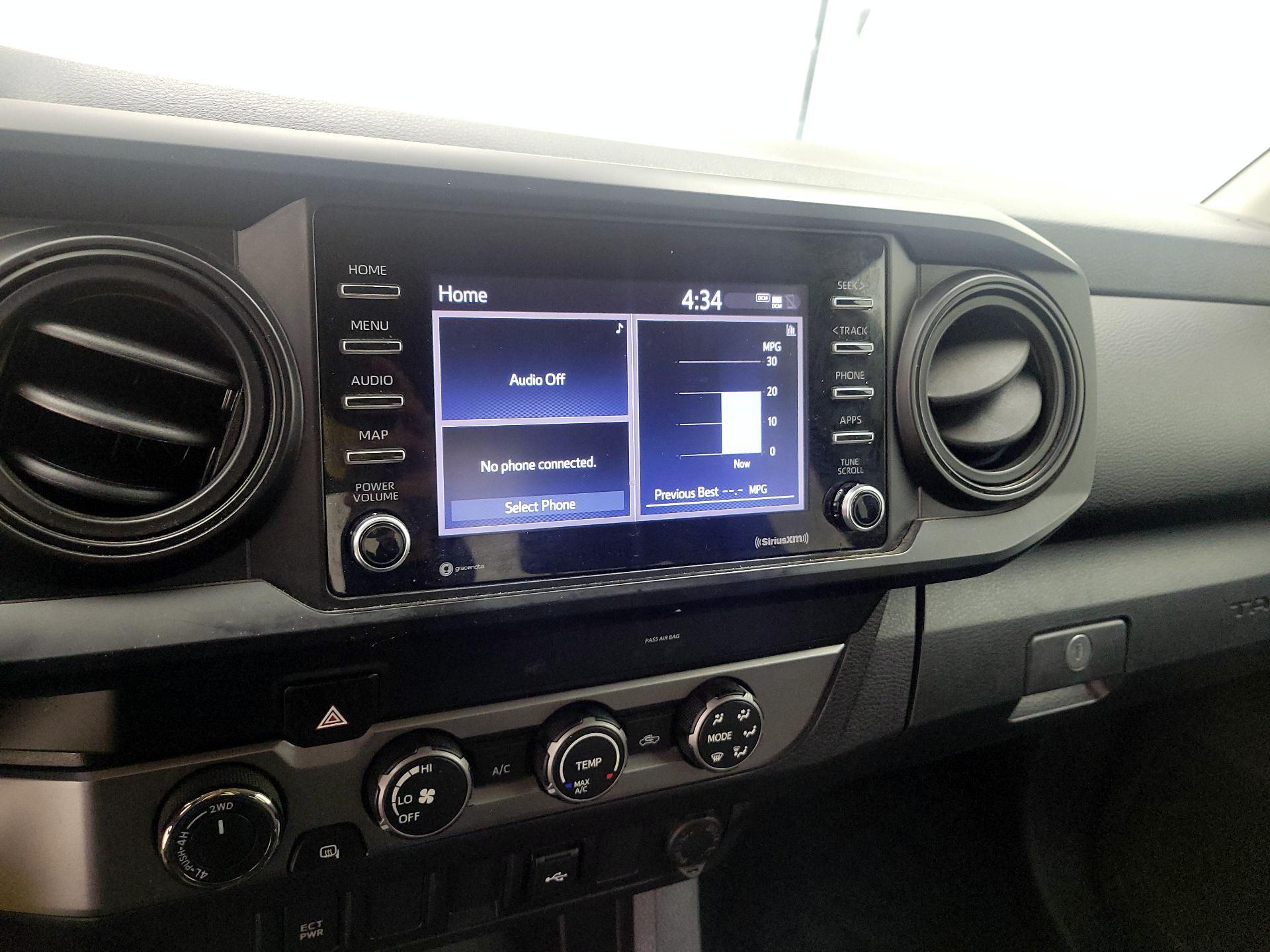 Thumbnail: 2022 Toyota Tacoma - 15