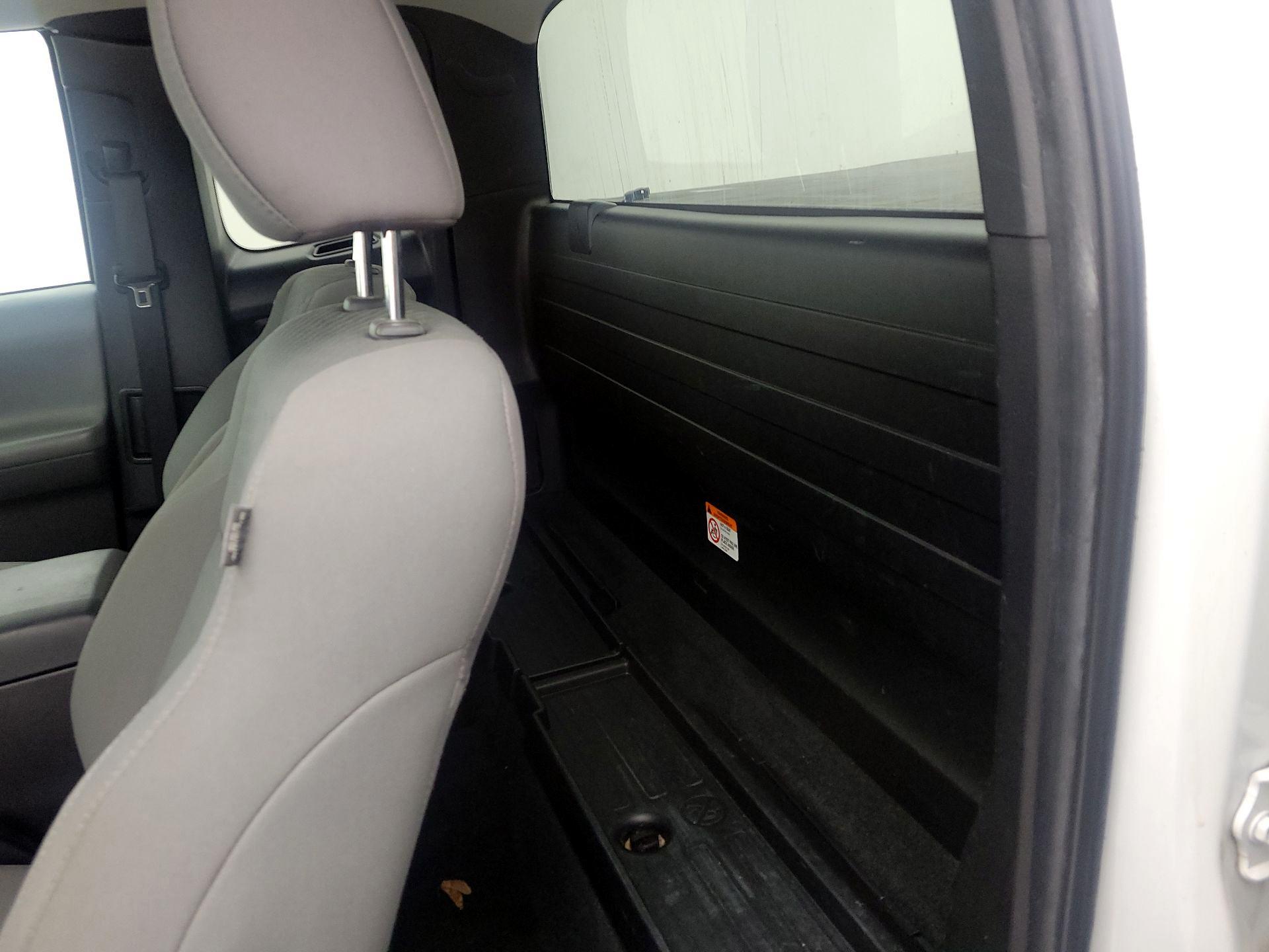 Thumbnail: 2022 Toyota Tacoma - 19