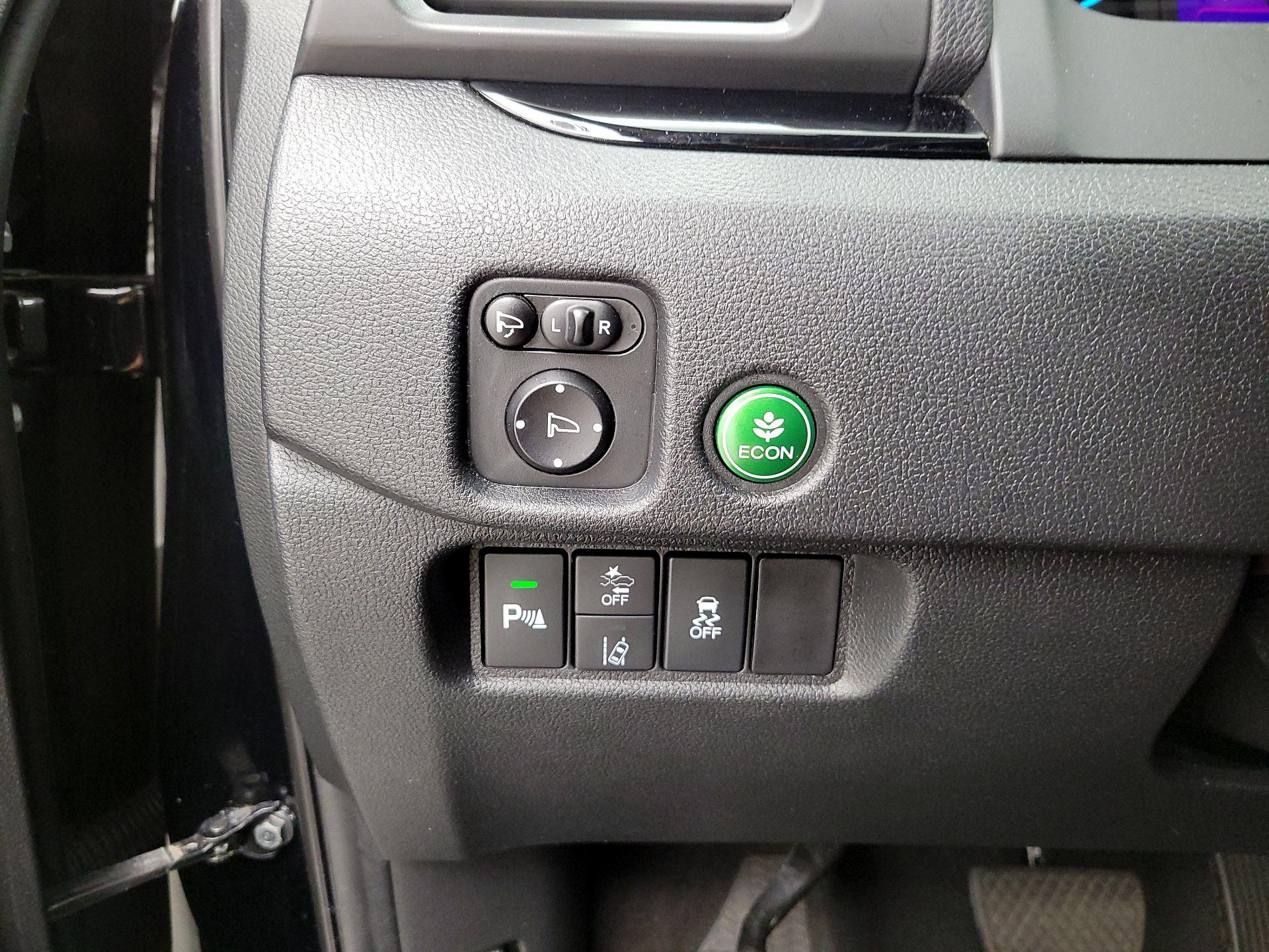 Thumbnail: 2020 Honda Pilot - 13