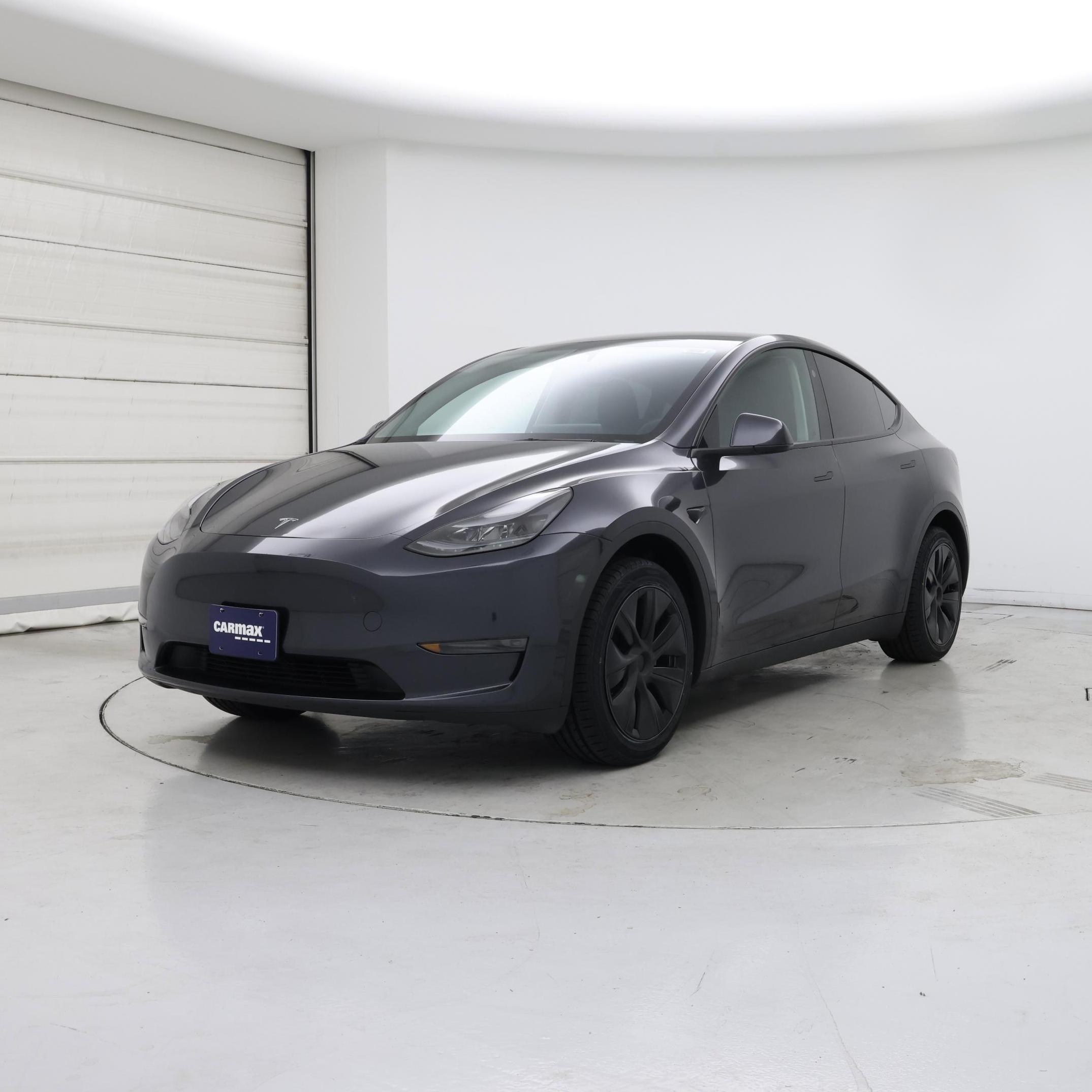 Thumbnail: 2025 Tesla Model Y - 4