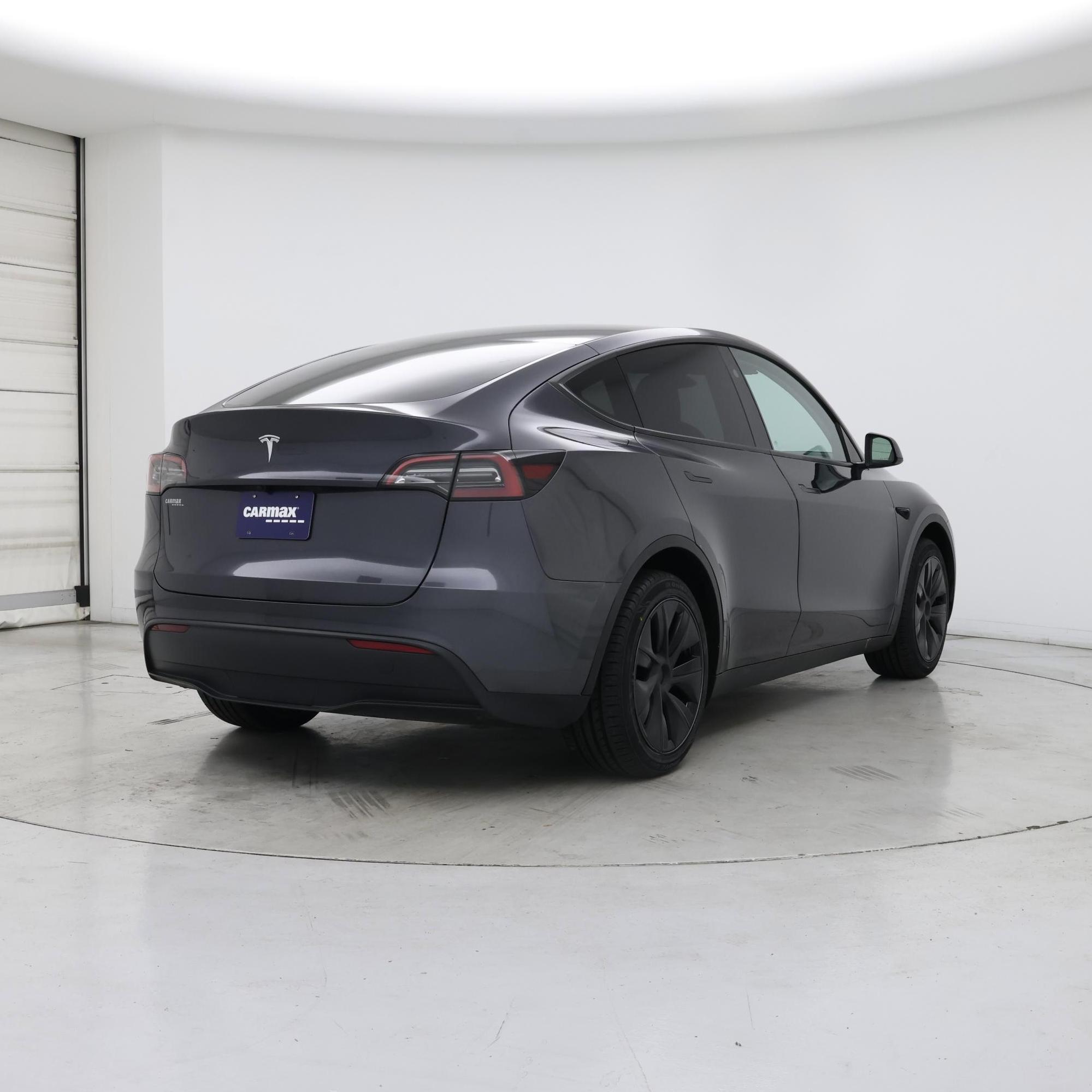Thumbnail: 2025 Tesla Model Y - 8