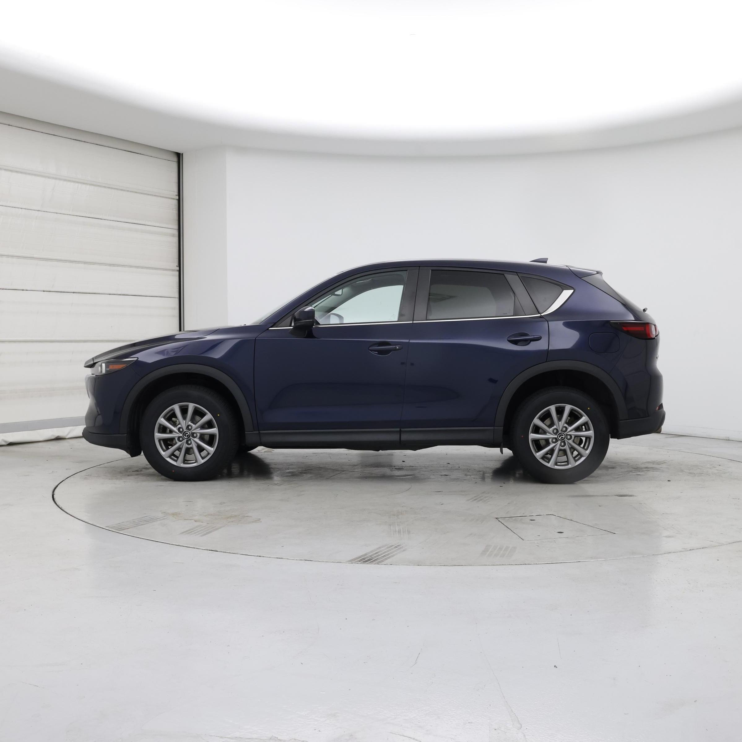Thumbnail: 2022 Mazda CX-5 - 3