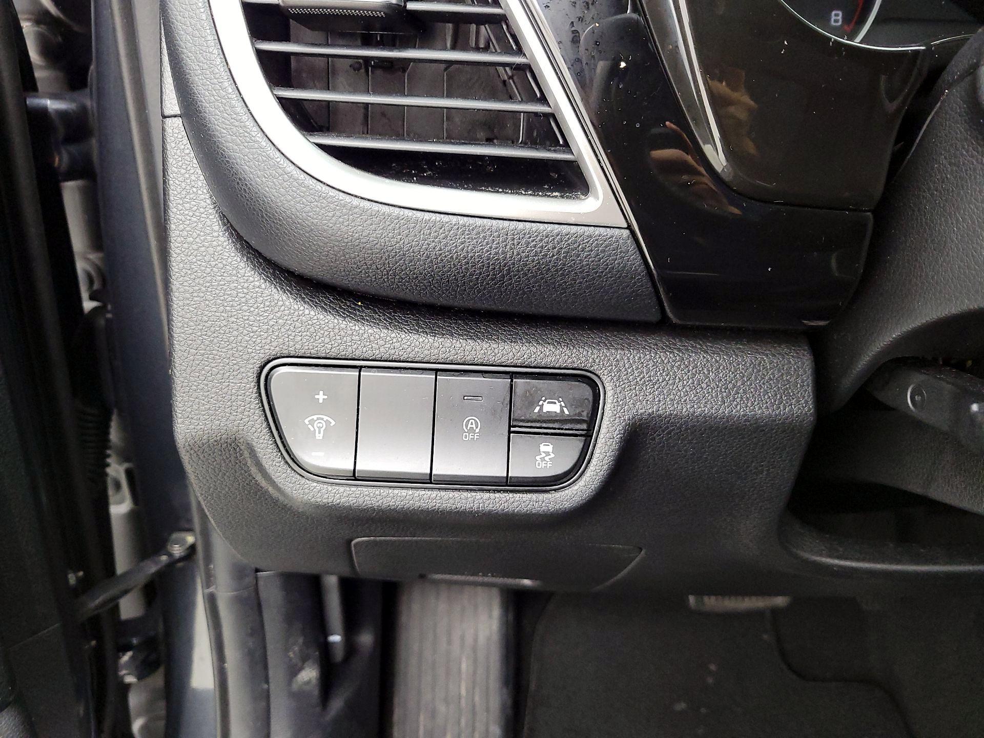 Thumbnail: 2022 Kia Seltos - 13