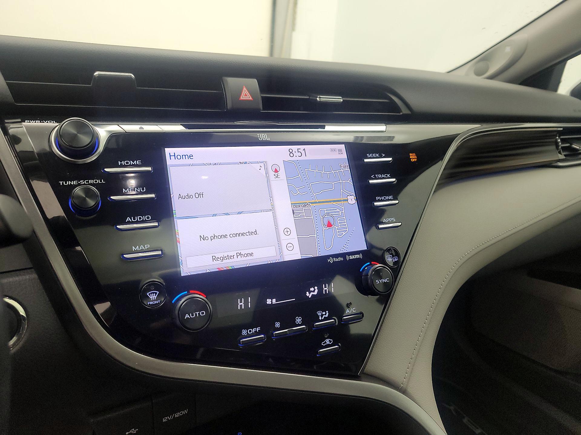 Thumbnail: 2020 Toyota Camry - 16