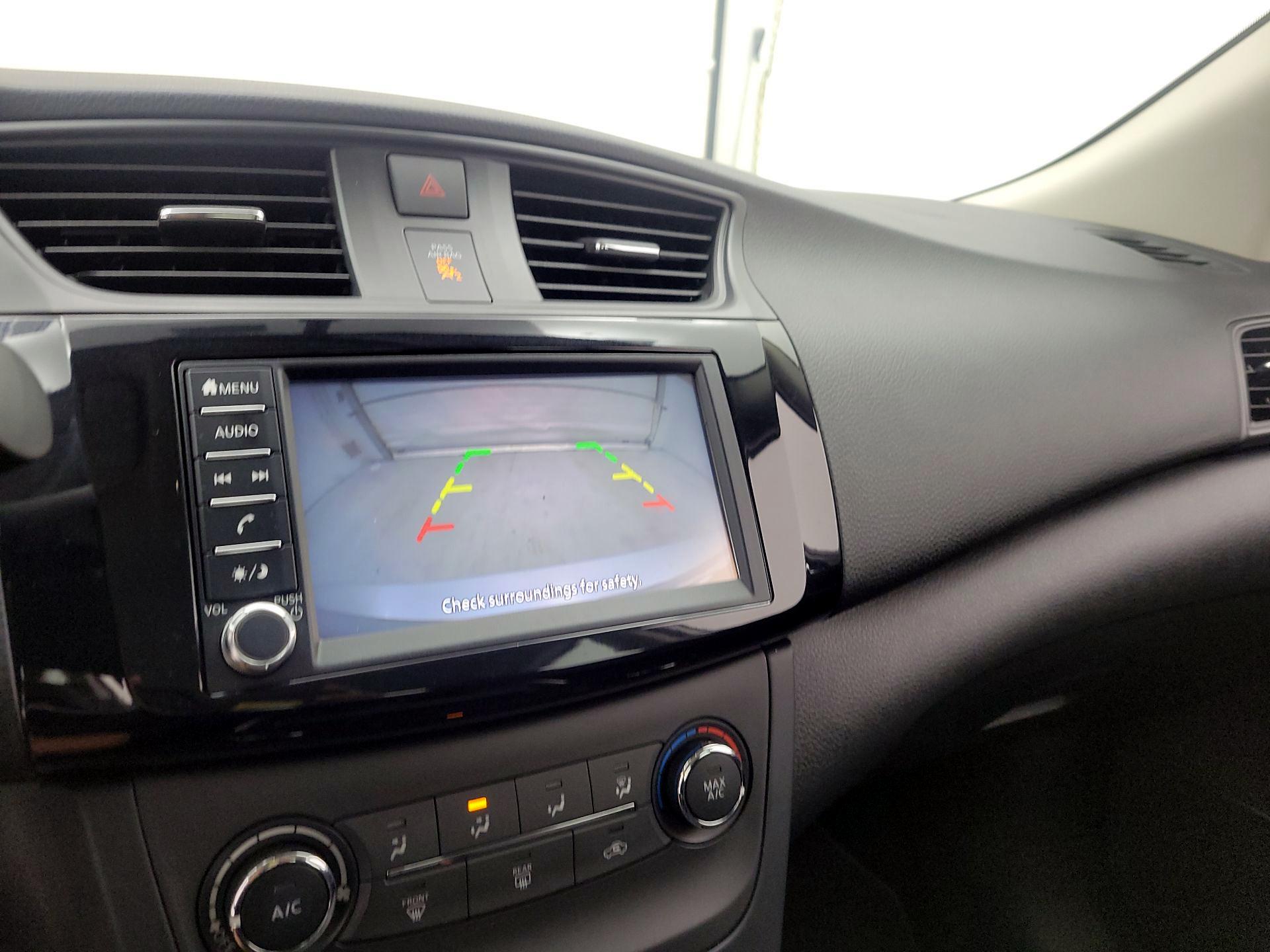 Thumbnail: 2019 Nissan Sentra - 14