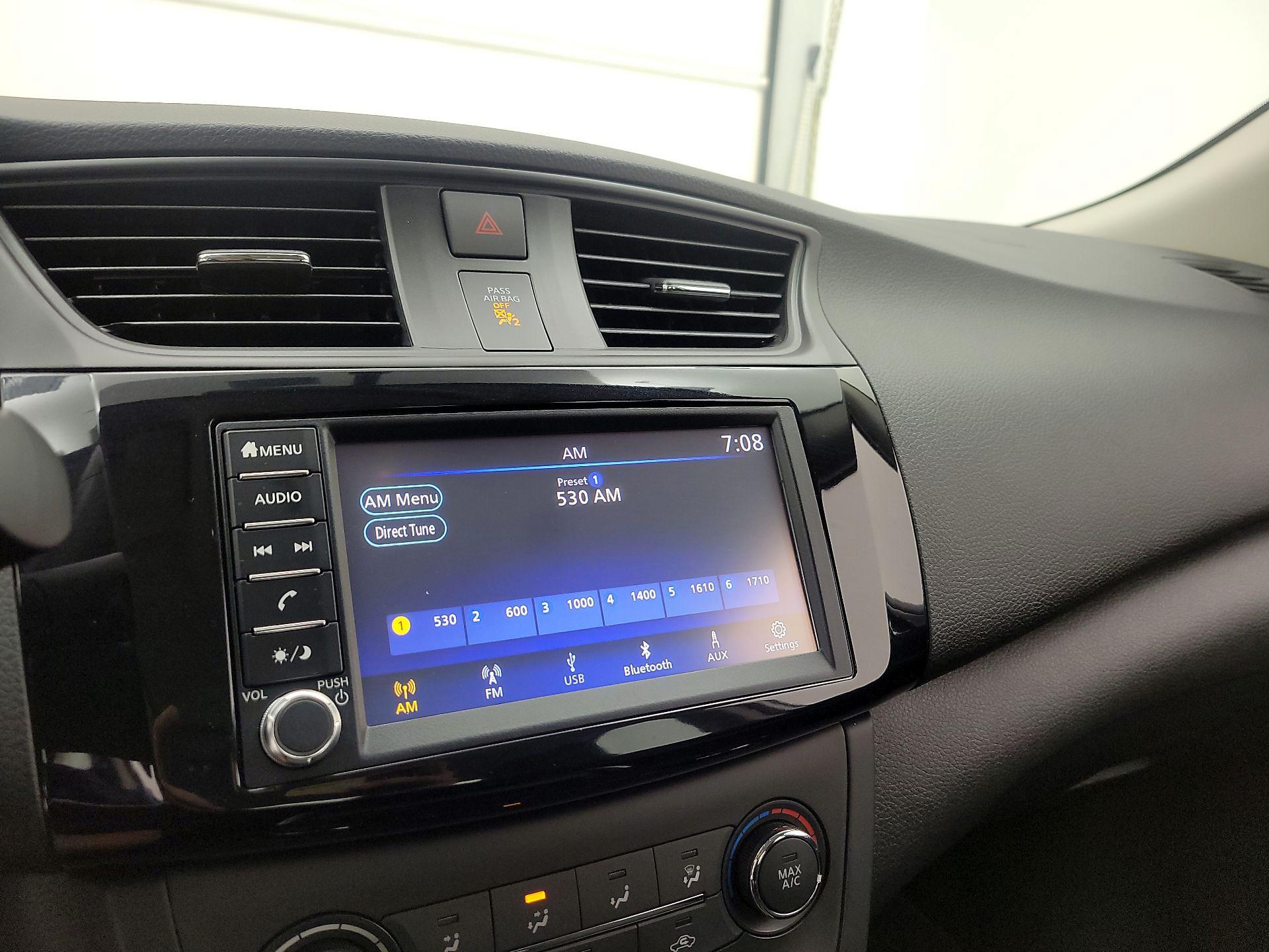 Thumbnail: 2019 Nissan Sentra - 15