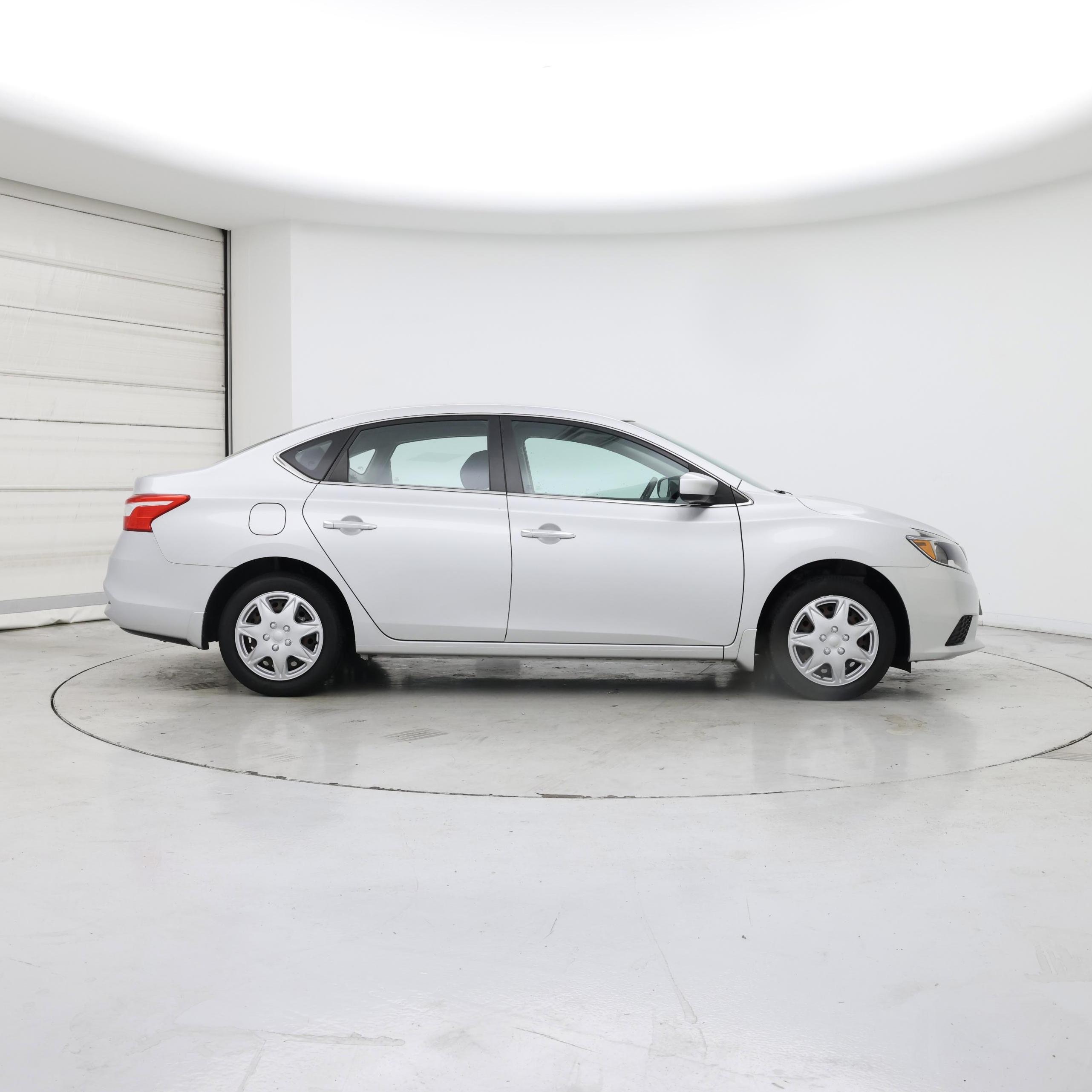 Thumbnail: 2019 Nissan Sentra - 7