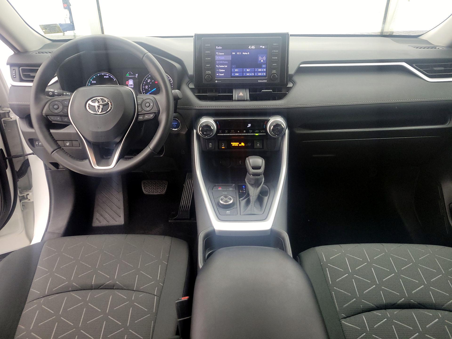 Thumbnail: 2021 Toyota RAV4 - 9