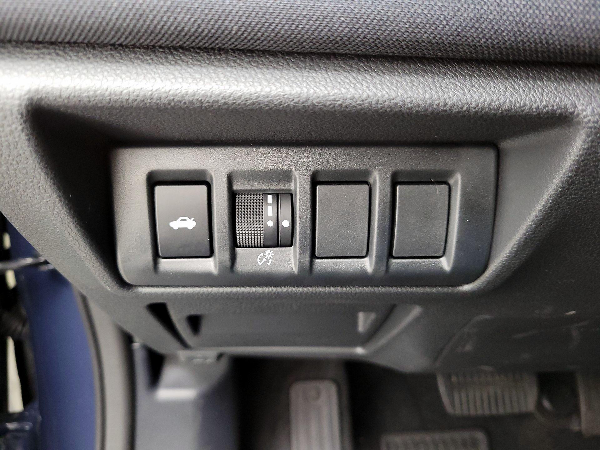 Thumbnail: 2023 Subaru Legacy - 13