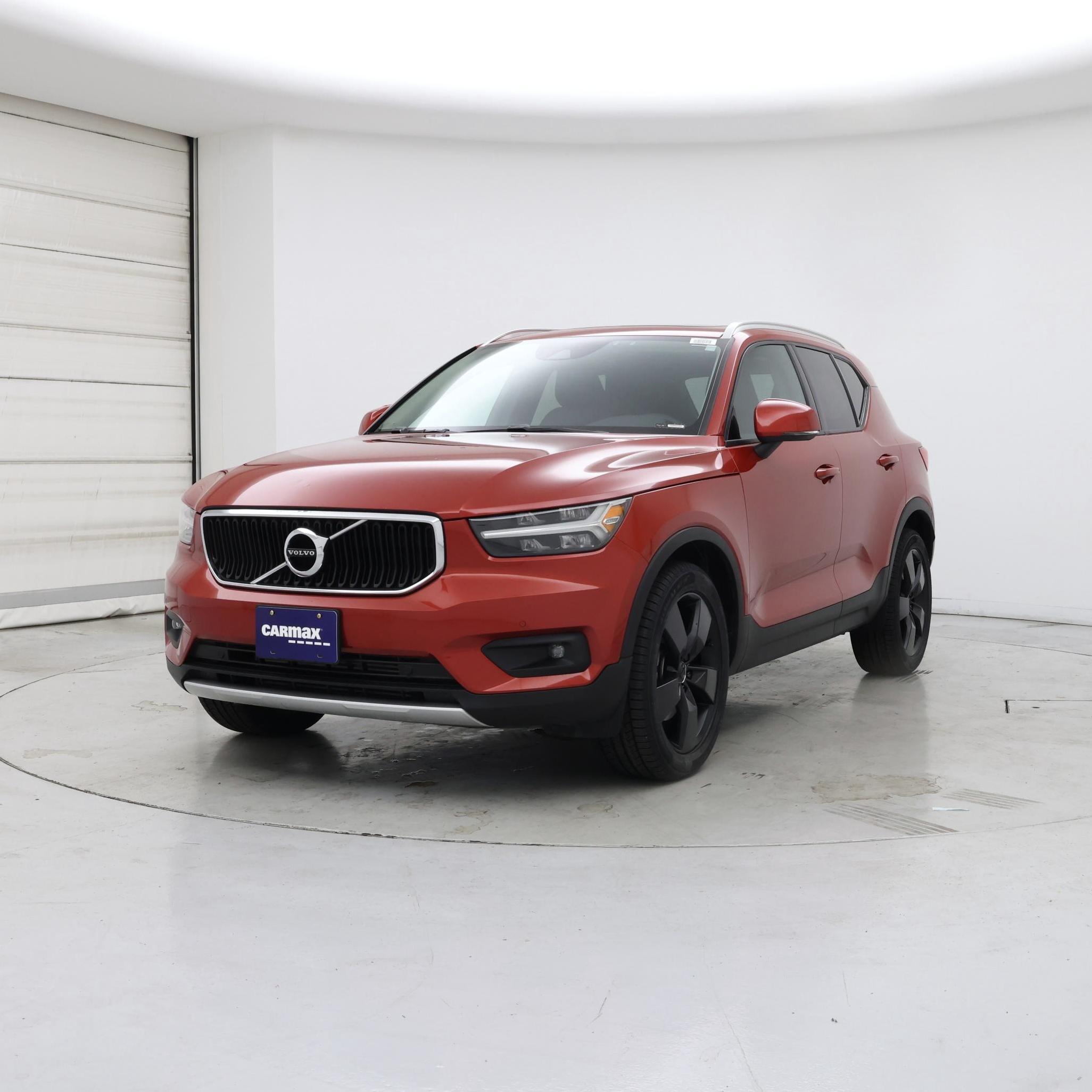 Thumbnail: 2021 Volvo XC40 - 4