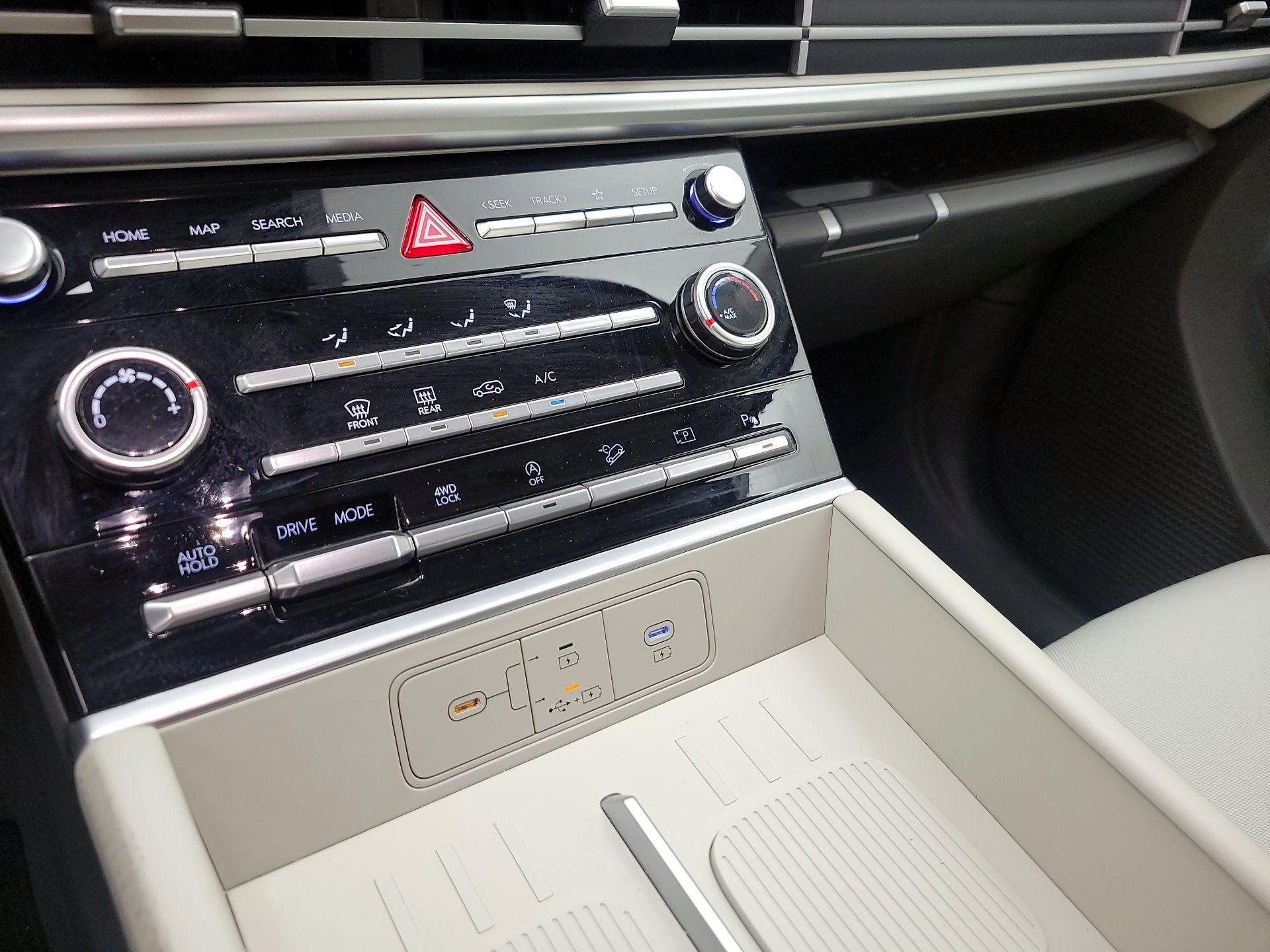 Thumbnail: 2025 Hyundai Santa Fe - 18