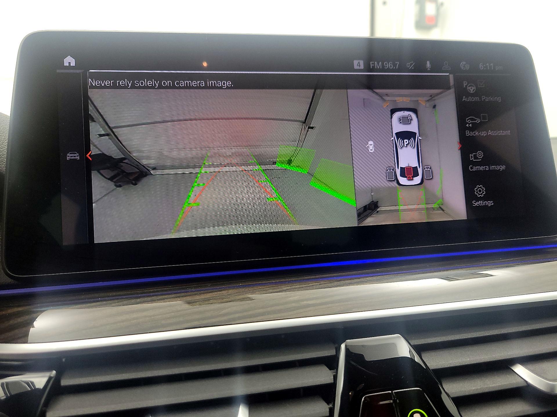 Thumbnail: 2021 BMW 5 Series - 15