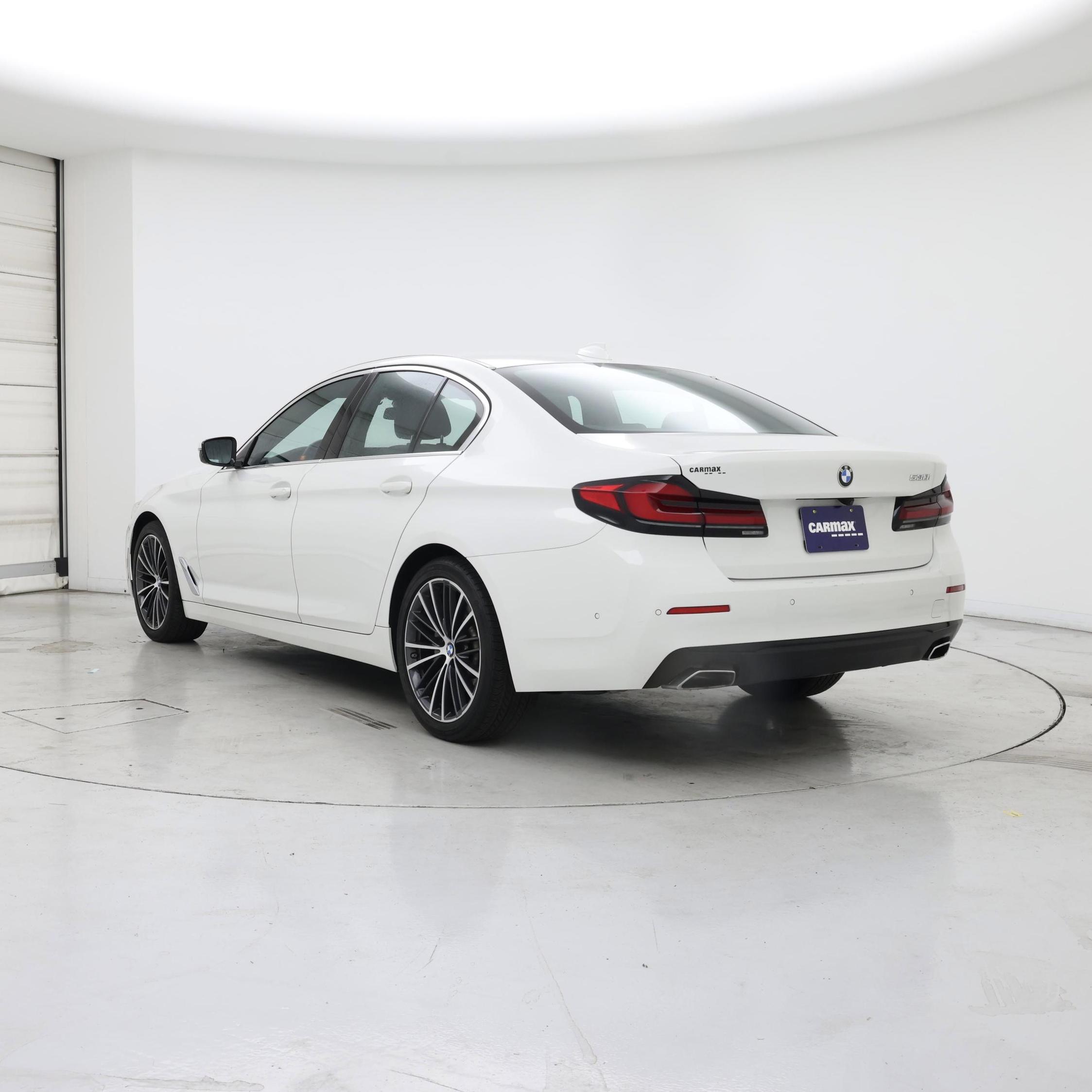 Thumbnail: 2021 BMW 5 Series - 2