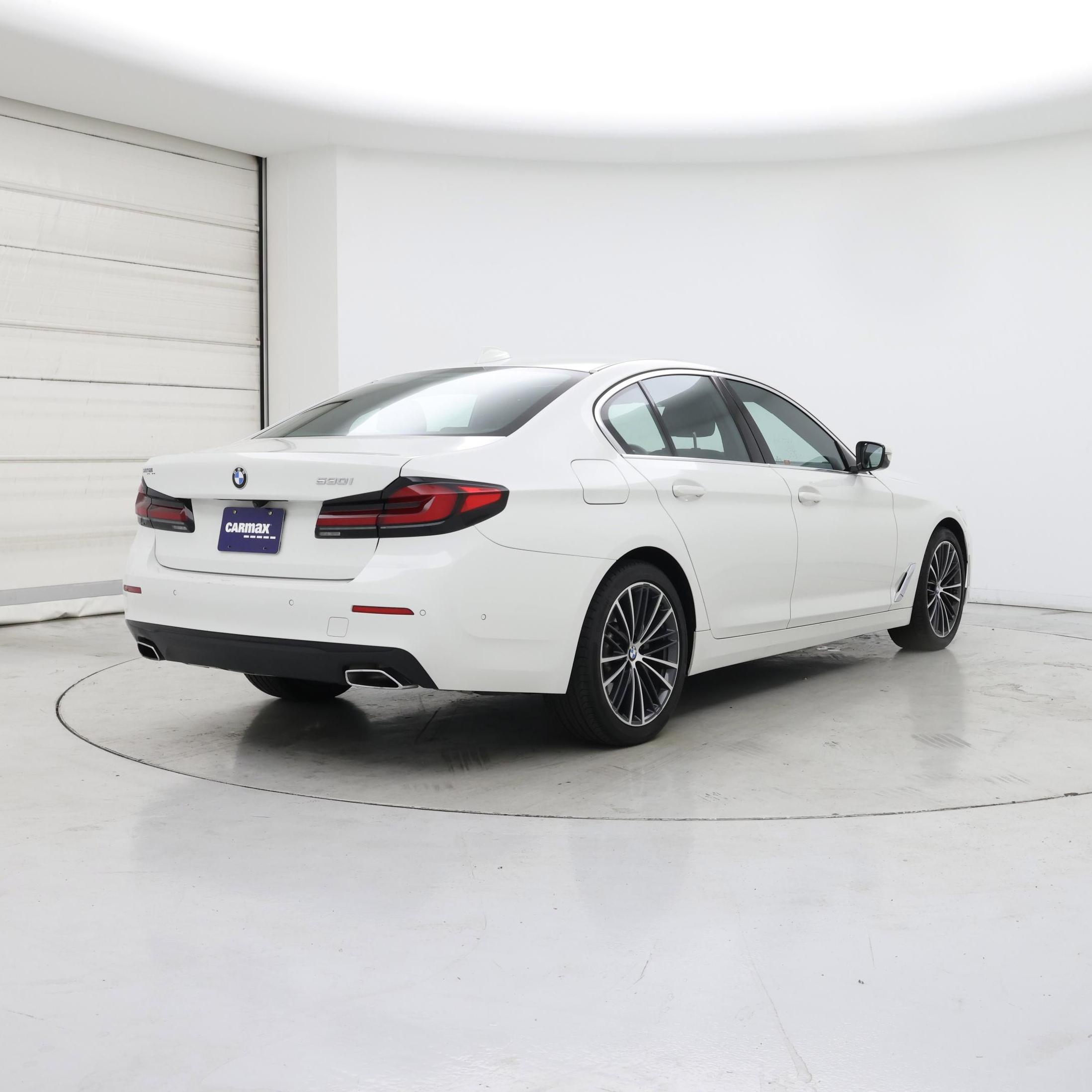 Thumbnail: 2021 BMW 5 Series - 8