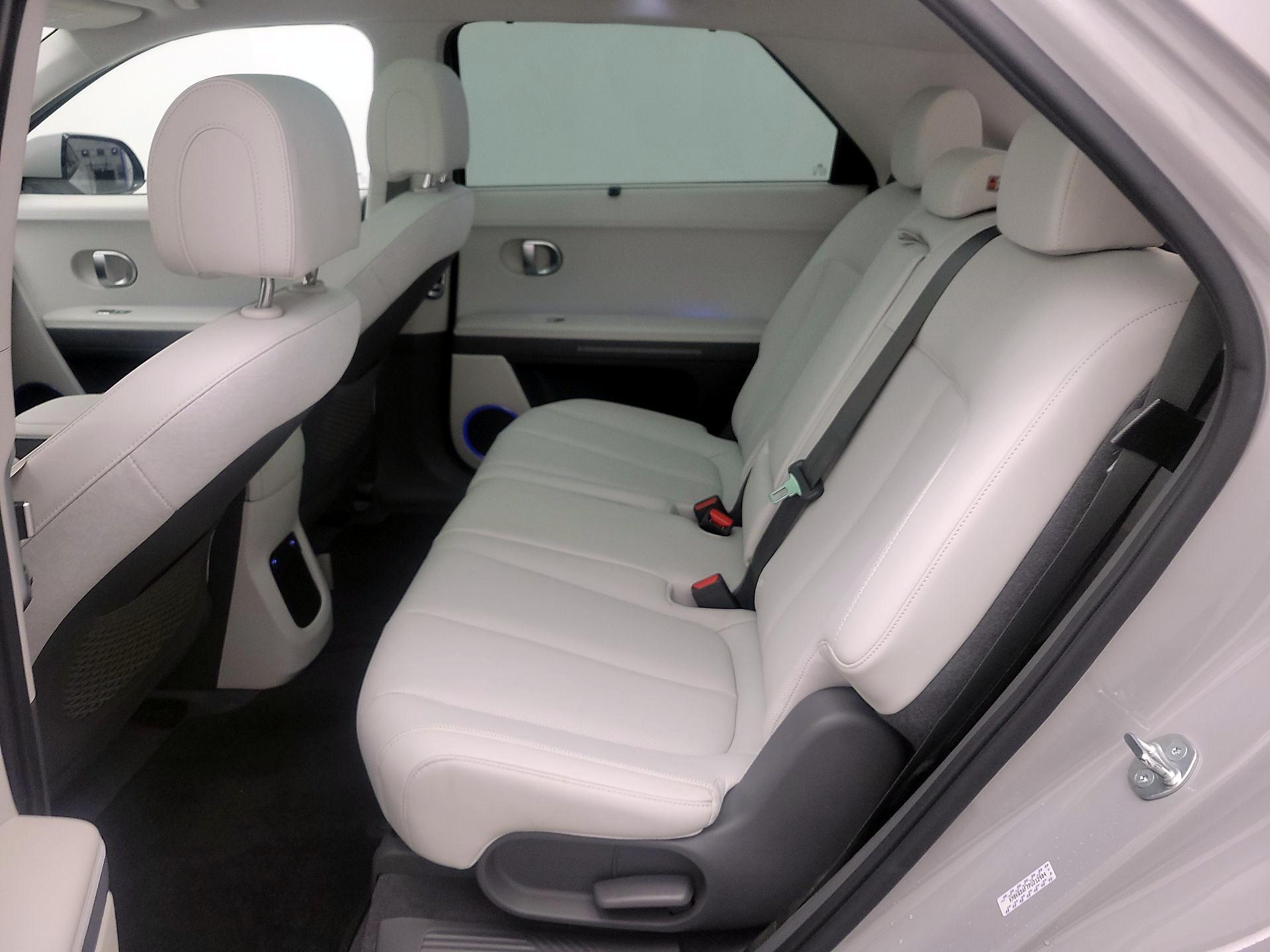 Thumbnail: 2023 Hyundai Ioniq 5 - 20