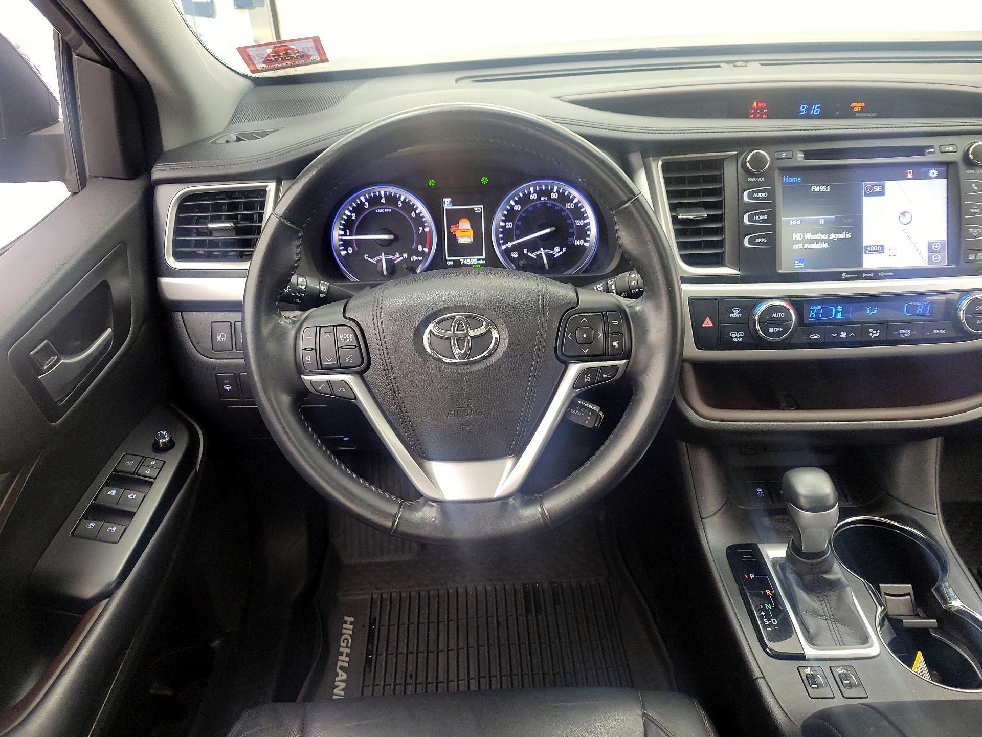 Thumbnail: 2018 Toyota Highlander - 10