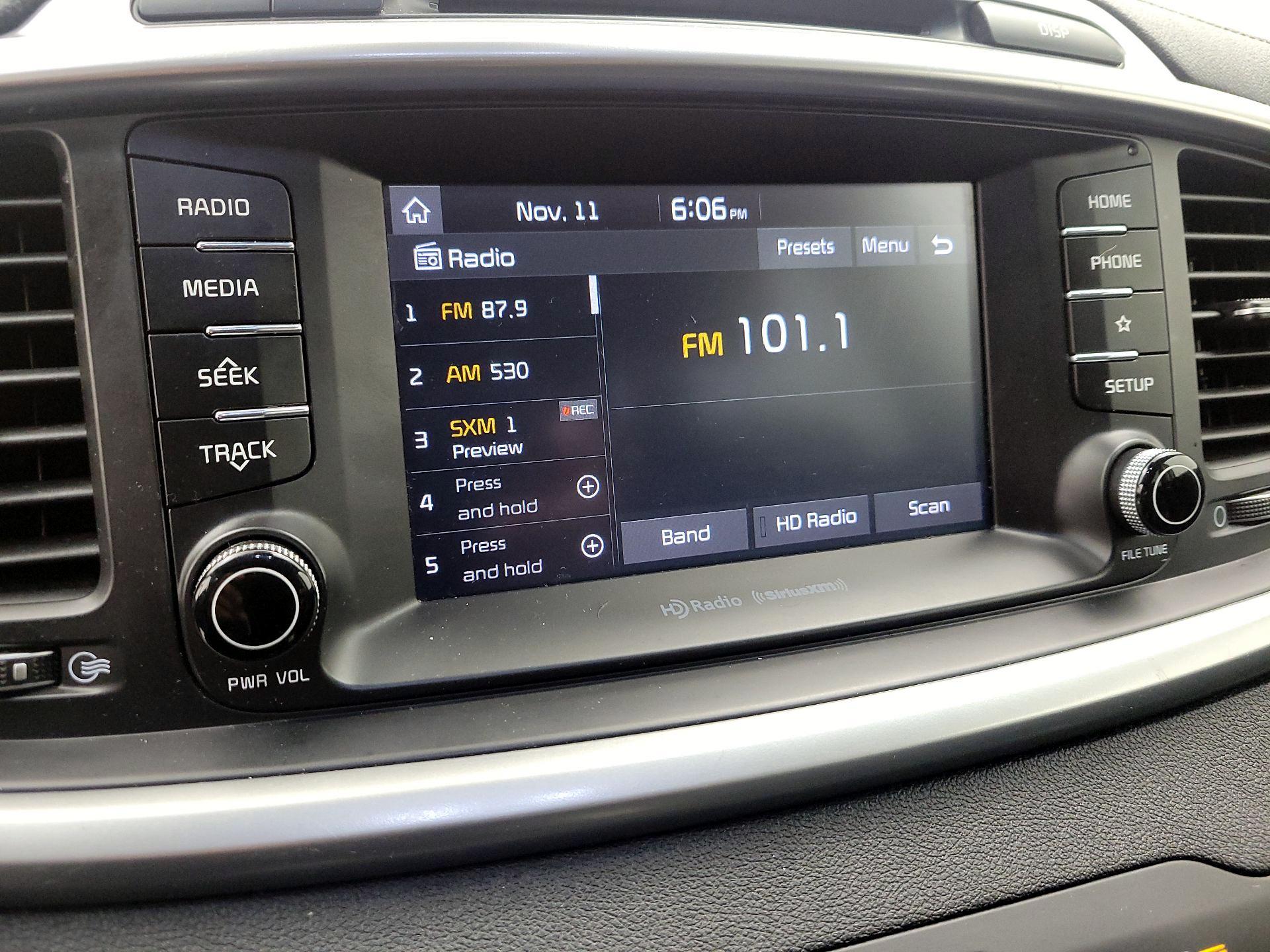 Thumbnail: 2019 Kia Sorento - 15