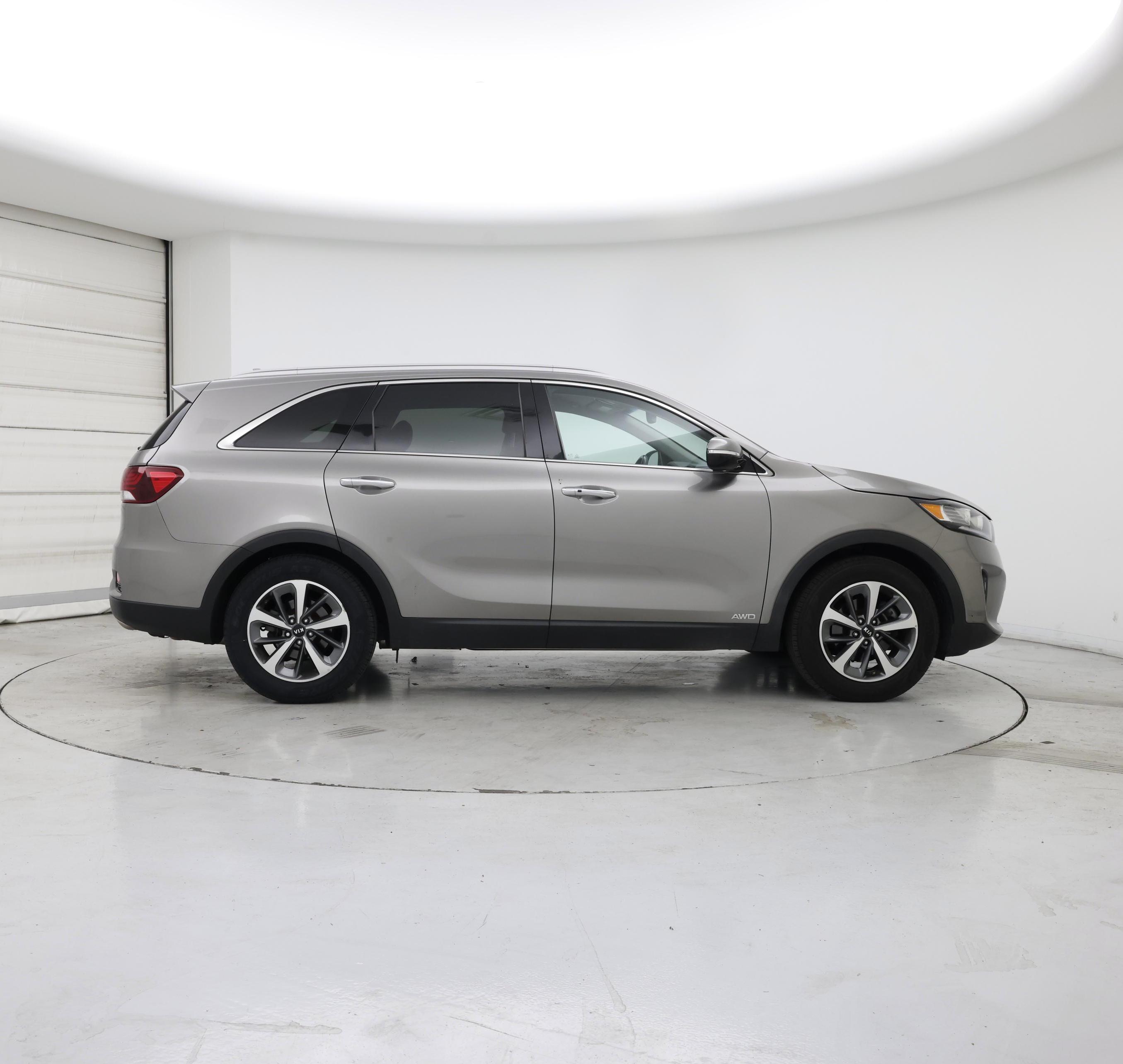 Thumbnail: 2019 Kia Sorento - 7