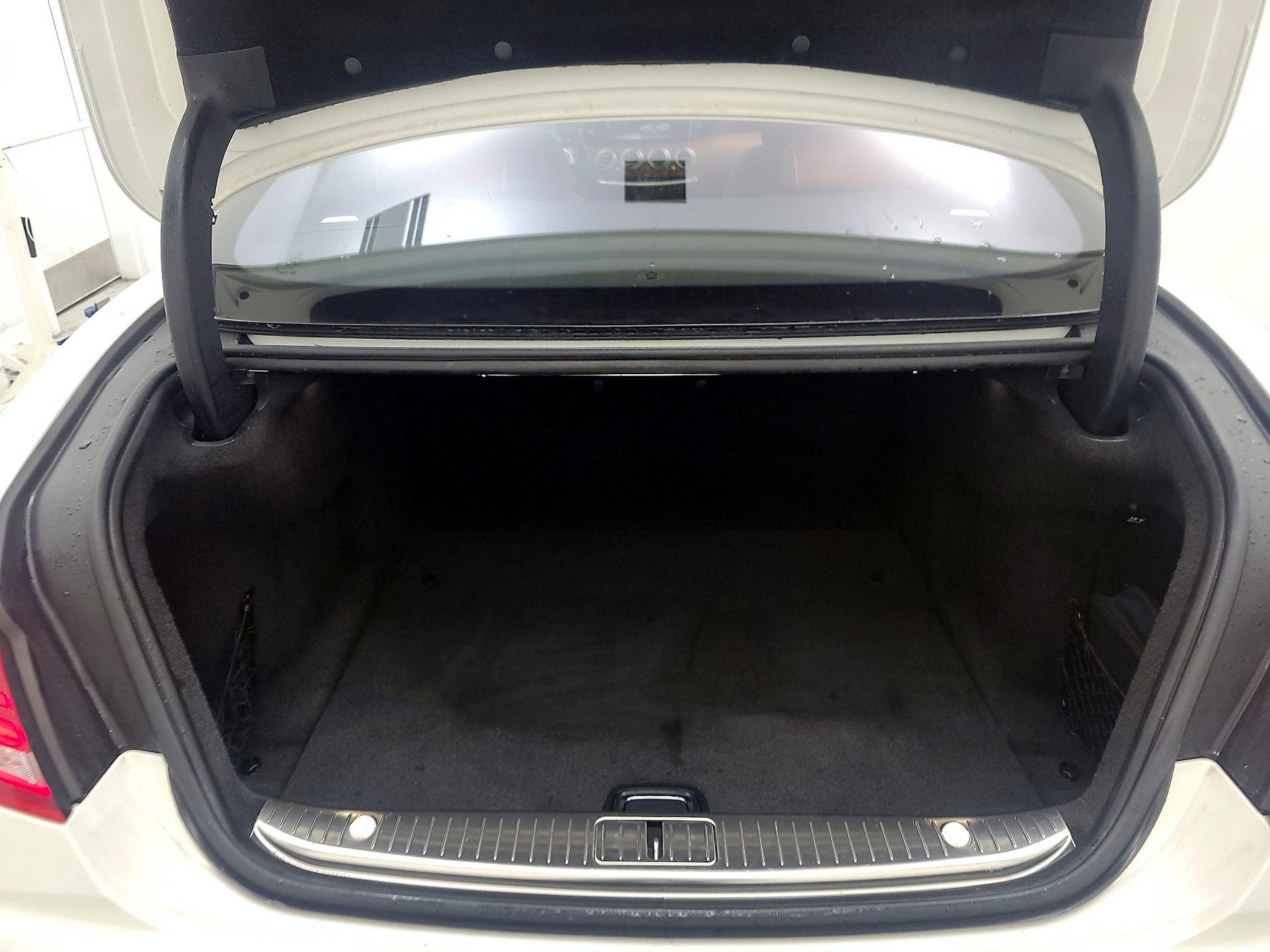 Thumbnail: 2015 Mercedes-Benz S-Class - 20