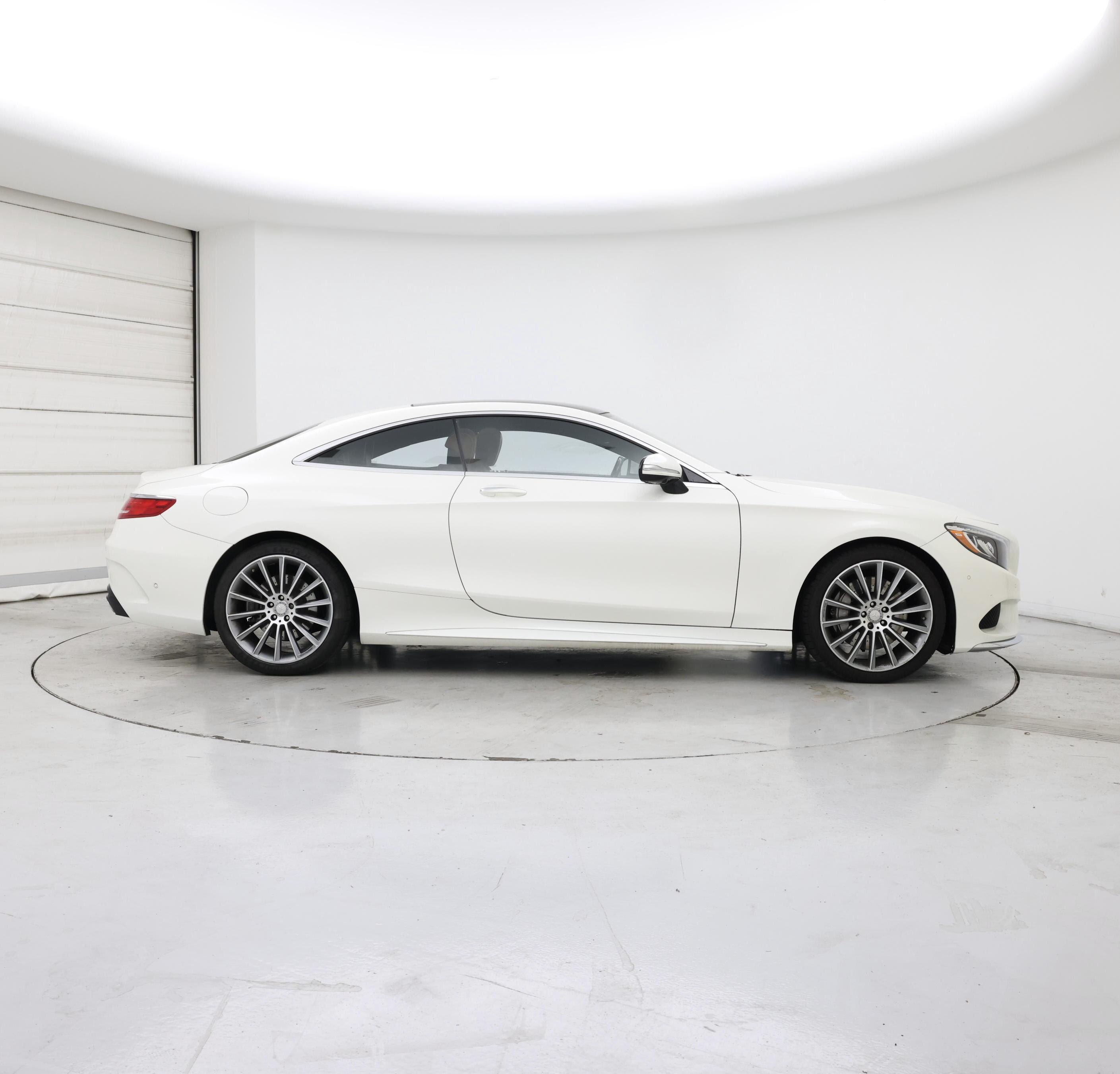 Thumbnail: 2015 Mercedes-Benz S-Class - 7