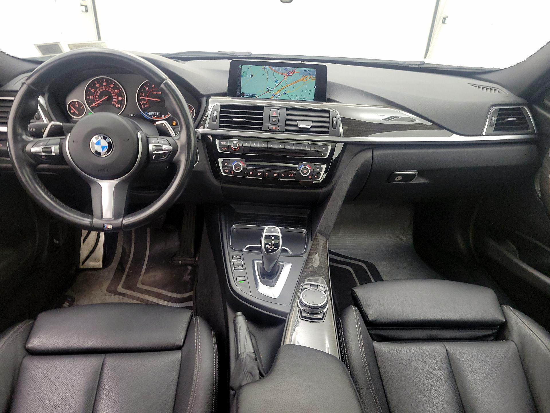 Thumbnail: 2016 BMW 3 Series - 9