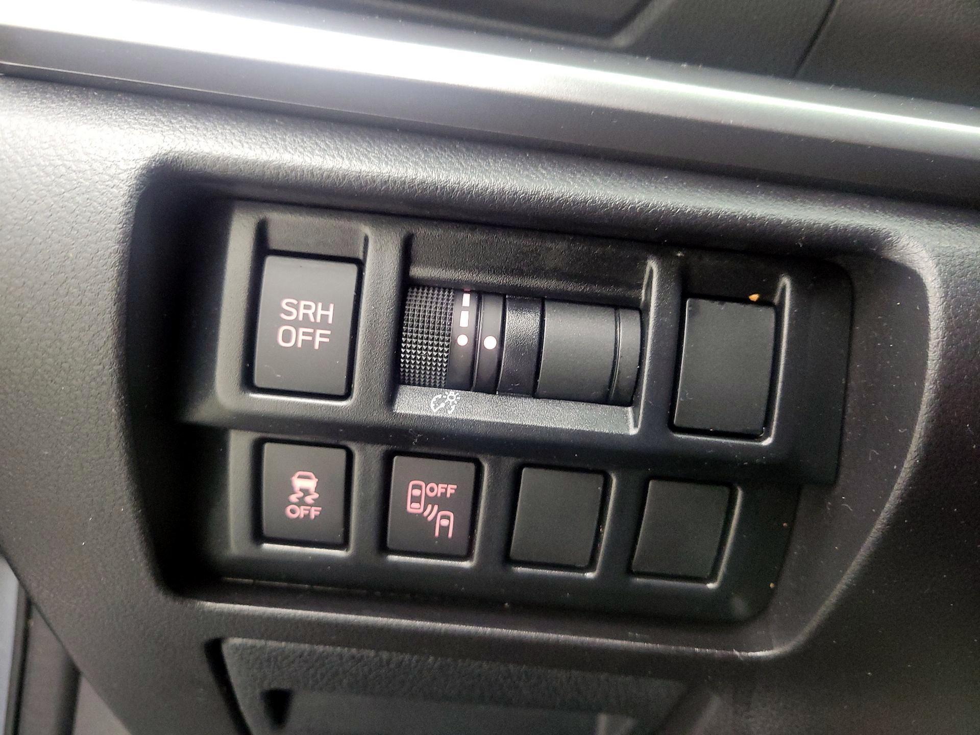 Thumbnail: 2017 Subaru Impreza - 13