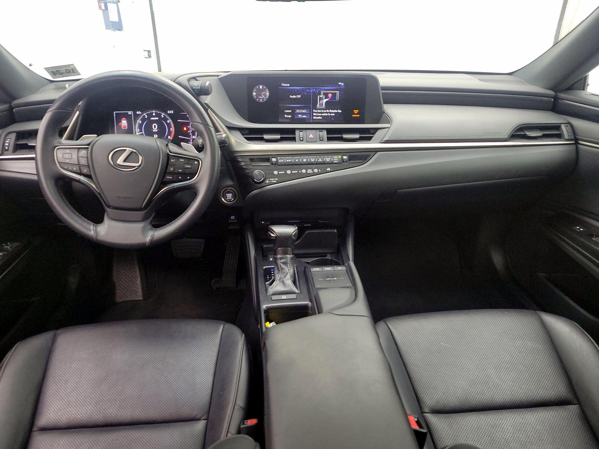 Thumbnail: 2019 Lexus ES - 9