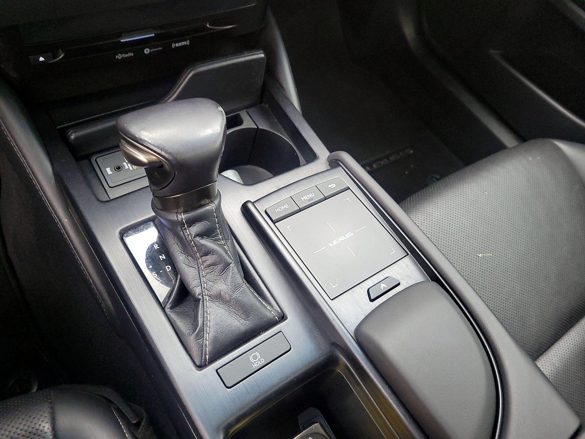 Thumbnail: 2019 Lexus ES - 17